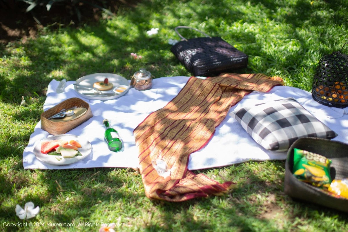 [XiuRen秀人网]第8256期绮里嘉写真-秀人网