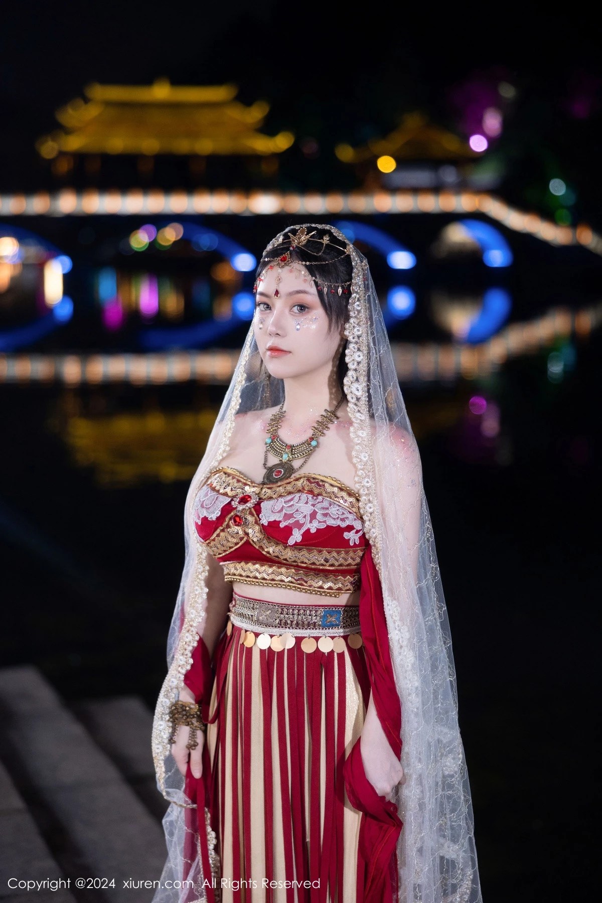 [XiuRen秀人网]第8349期豆瓣酱写真-套图网