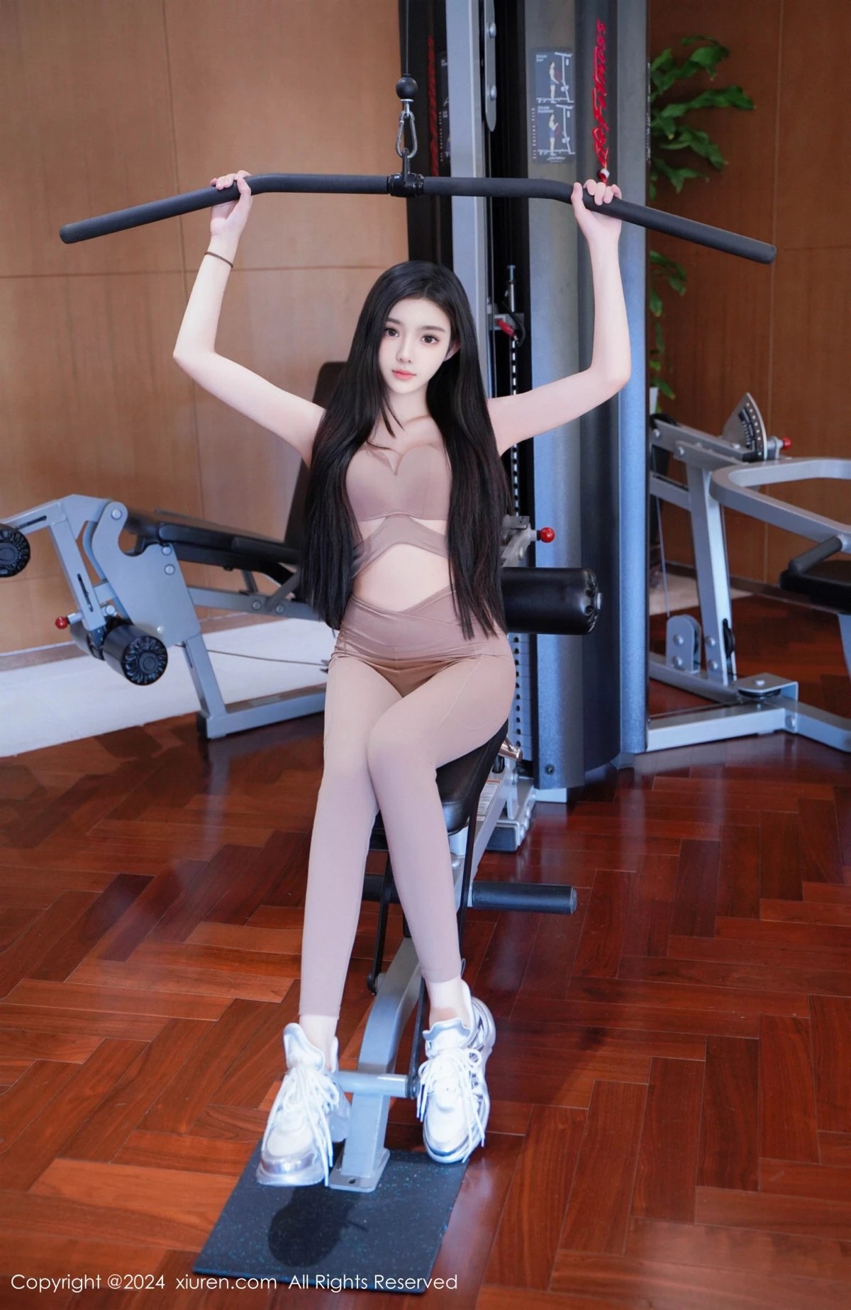 [XiuRen秀人网]第8382期龙雪儿写真 photo 1-11