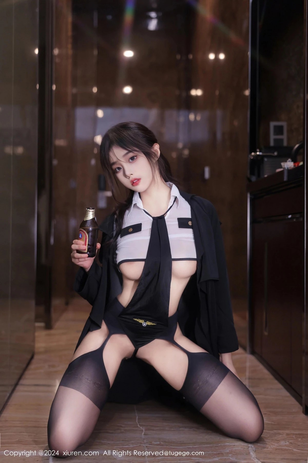 [XiuRen秀人网]第8265期王心悦写真-套图网