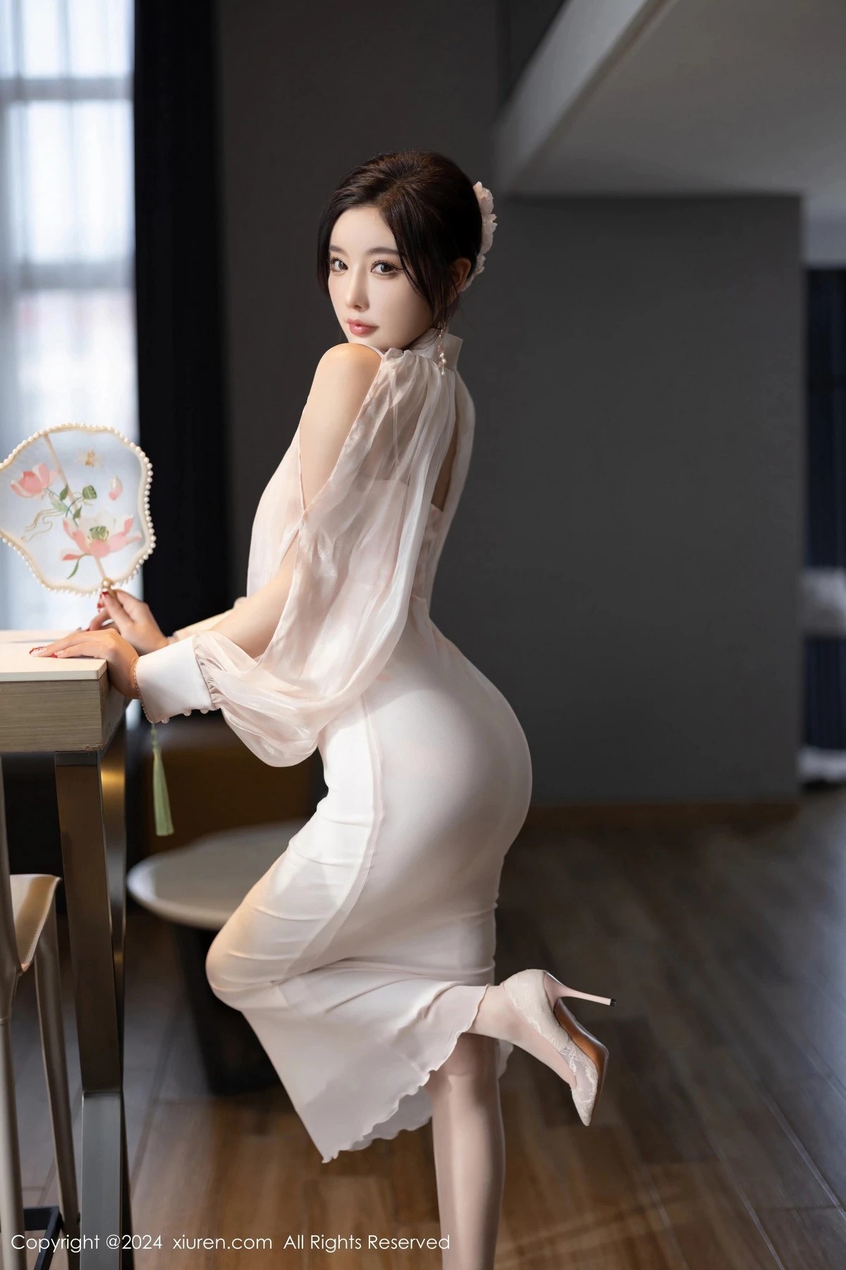 [XiuRen秀人网]第8294期杨晨晨写真 photo 1-13