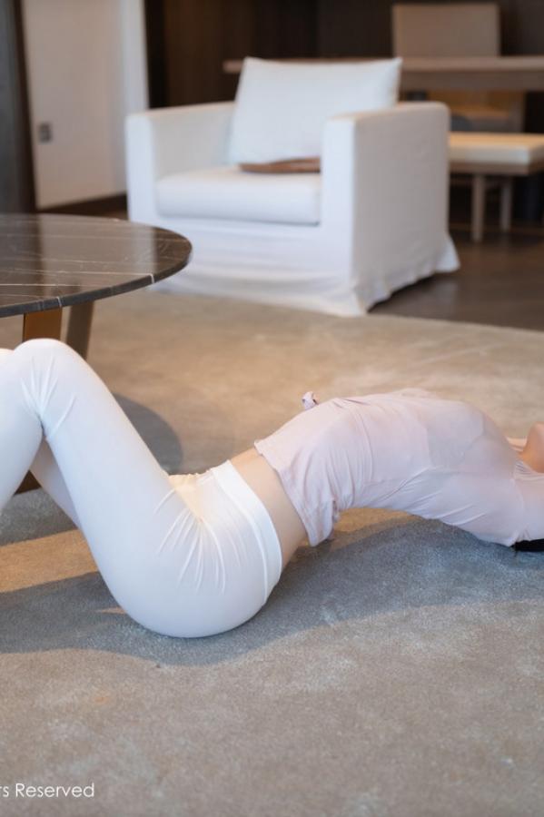 [XiuRen]高清写真图 2024.06.14 No.8705 幼幼 丝袜美腿-套图网