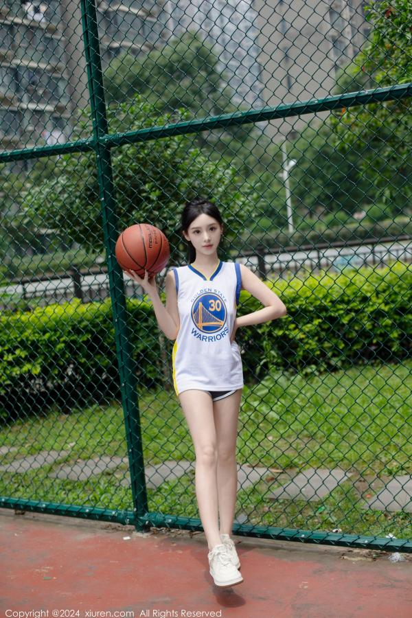 [XiuRen]高清写真图 2024.06.21 No.8744 豆瓣酱 模特合集-套图网