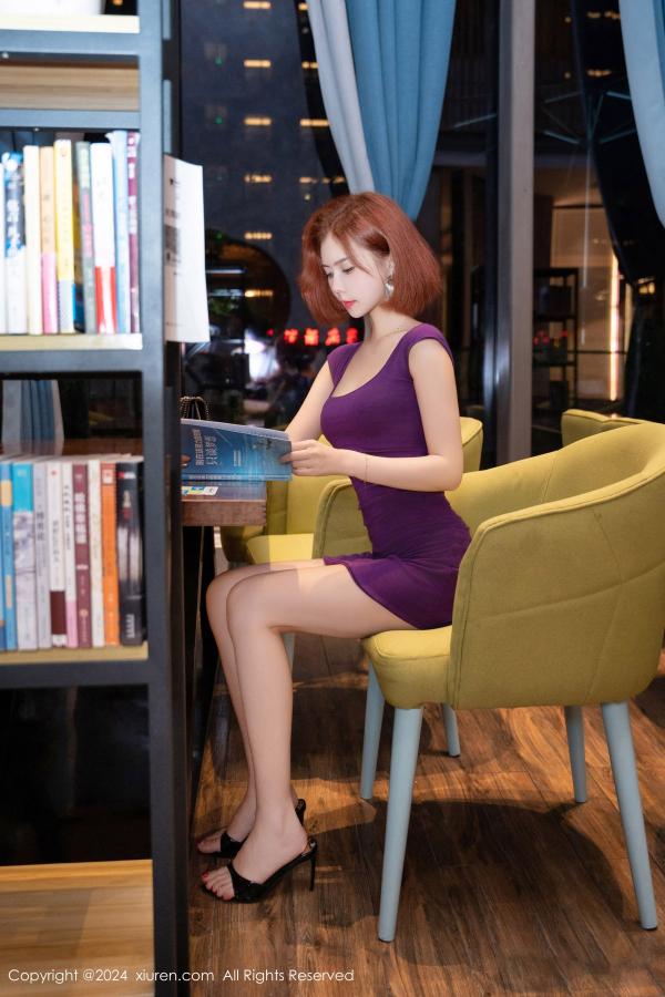 [XiuRen]高清写真图 2024.08.07 No.8978 白芷yy 美腿性感-套图网