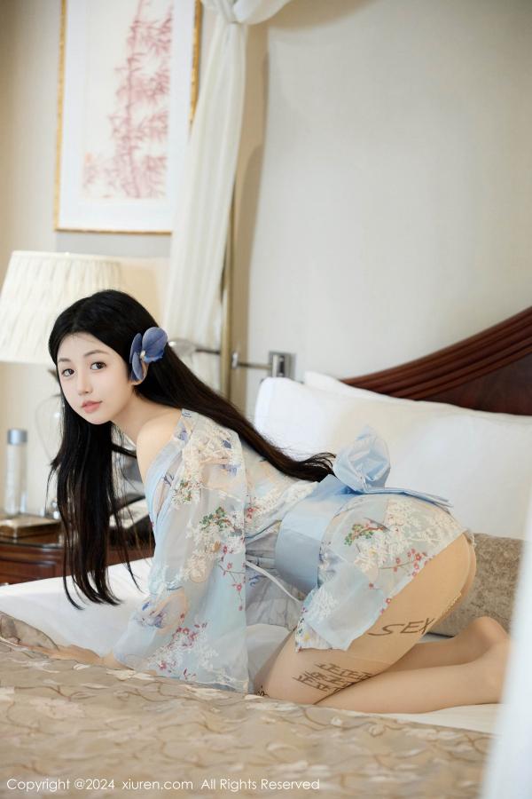   [XiuRen]高清写真图 2024.08.23 No.9059 陈小花 肉丝美臀第3张图片