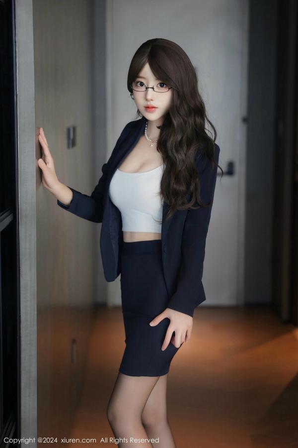 [XiuRen]高清写真图 2024.11.22 No.9486 桃妖夭 黑丝美腿-套图网