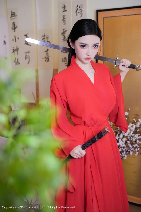   [XiuRen]高清写真图 2025.02.17 No.9890 妙可可Cheese 美腿丝袜第6张图片