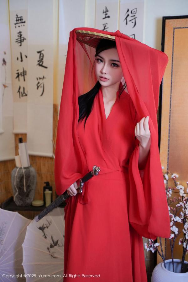   [XiuRen]高清写真图 2025.02.17 No.9890 妙可可Cheese 美腿丝袜第10张图片