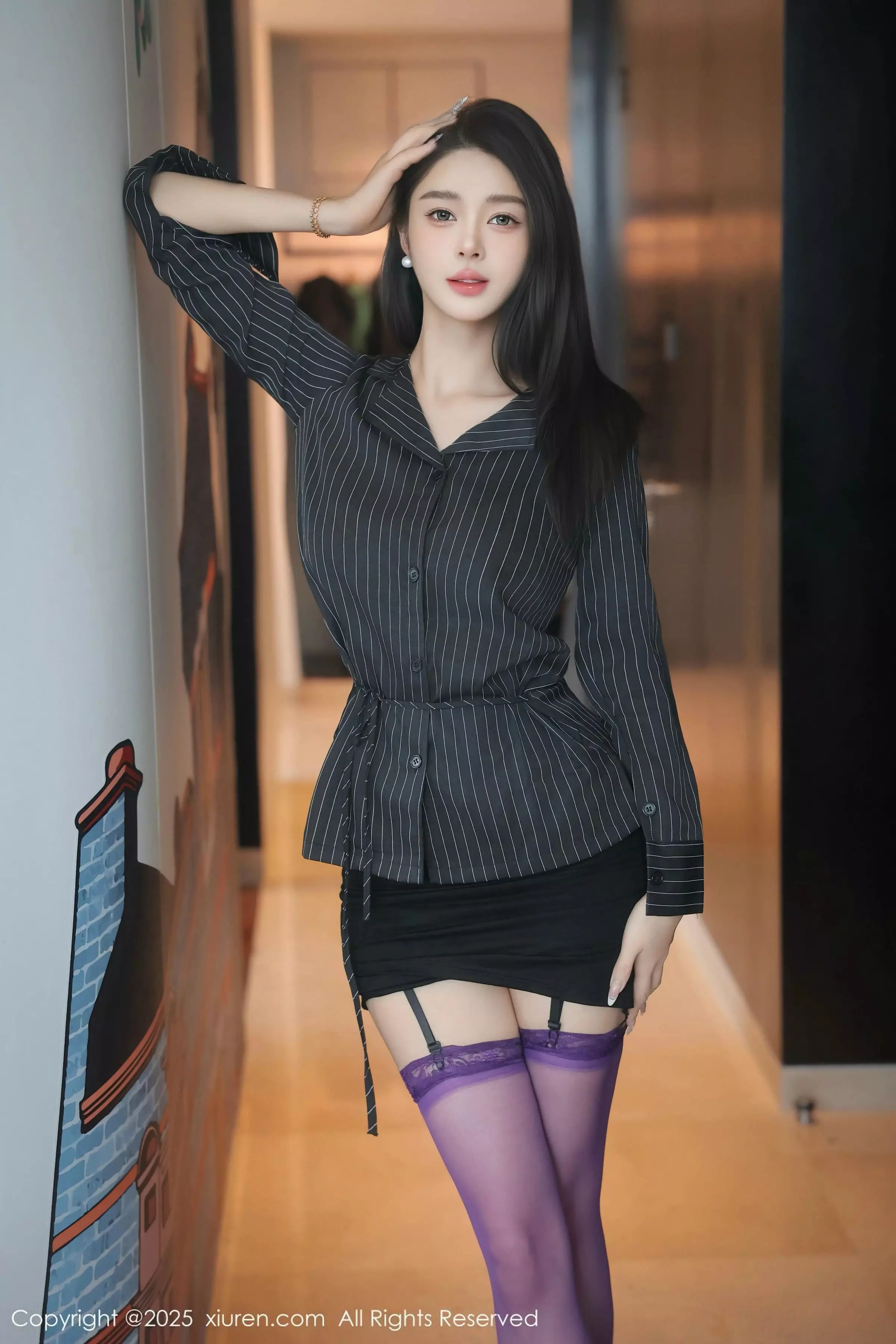 [XiuRen]高清写真图 2025.03.21 No.10053 Candy糖糖 紫色丝袜-套图网