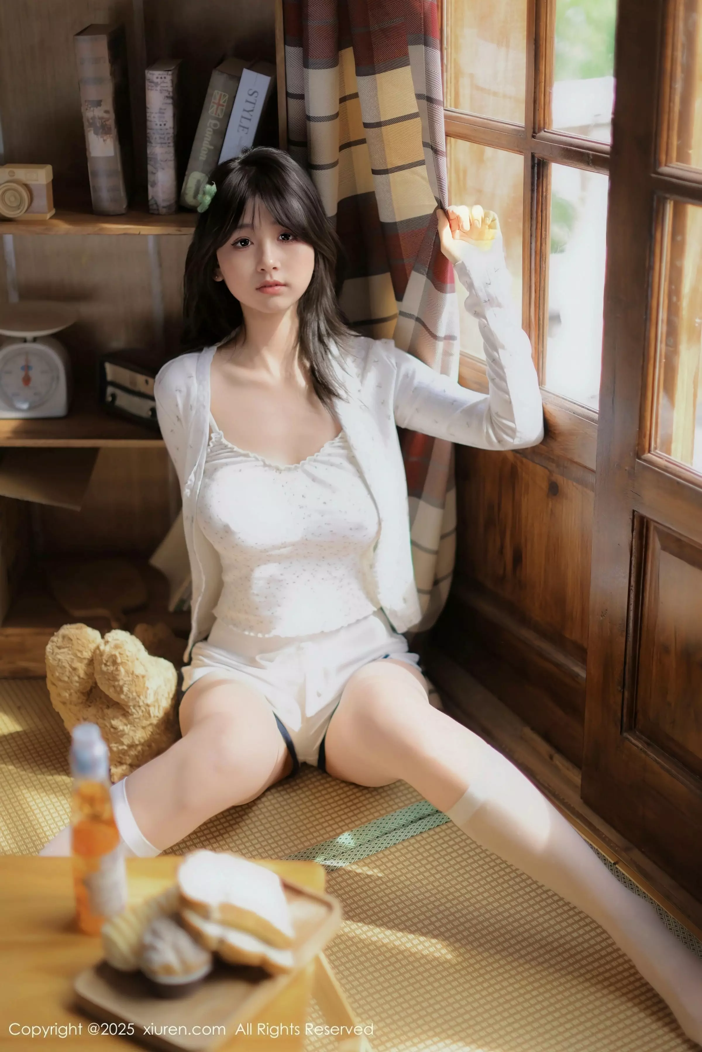   [XiuRen]高清写真图 2025.03.26 No.10073 奶芙乔乔 原木棉吊带第7张图片