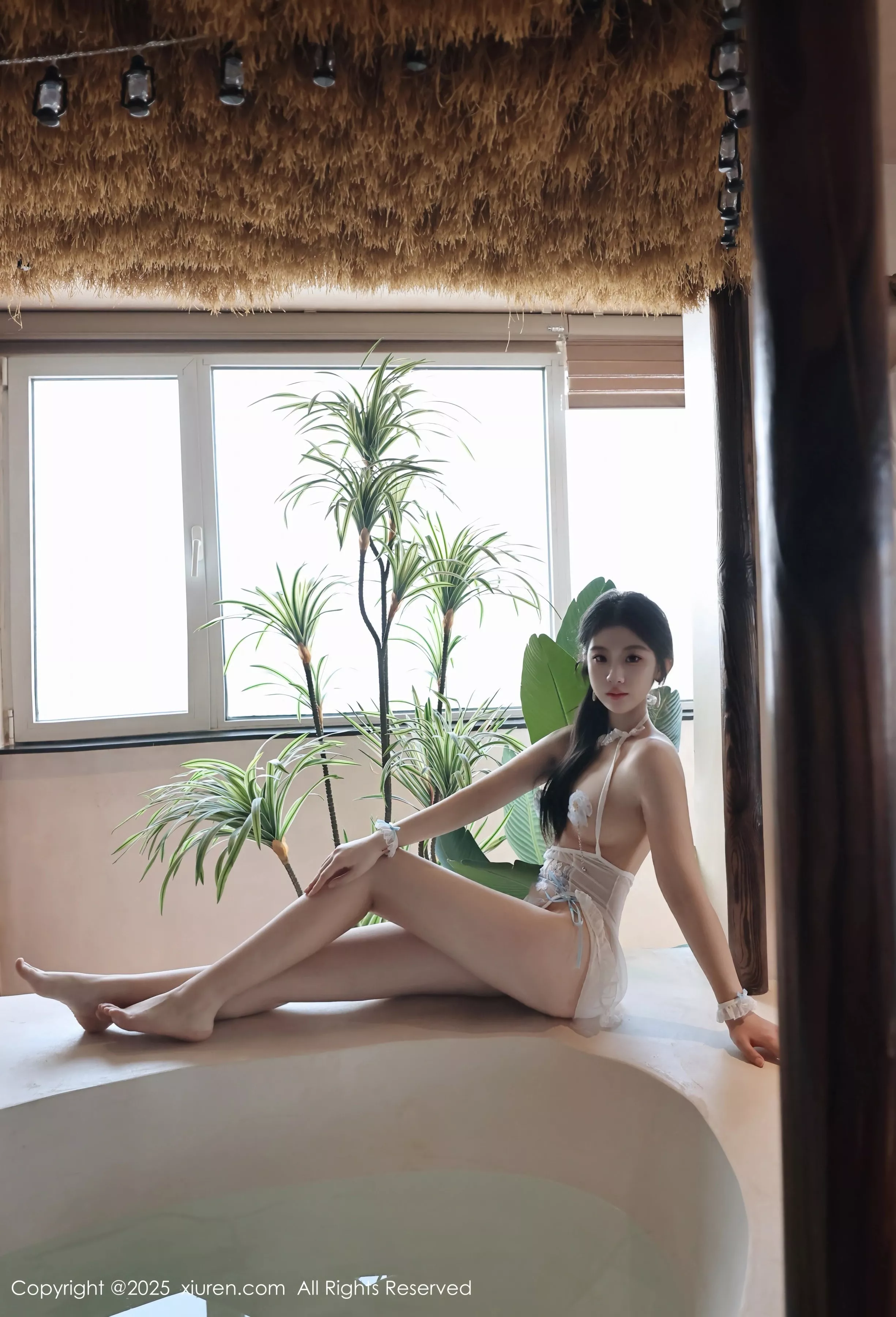   [XiuRen]高清写真图 2025.04.25 No.10199 小芭乐 黑色比基尼第9张图片