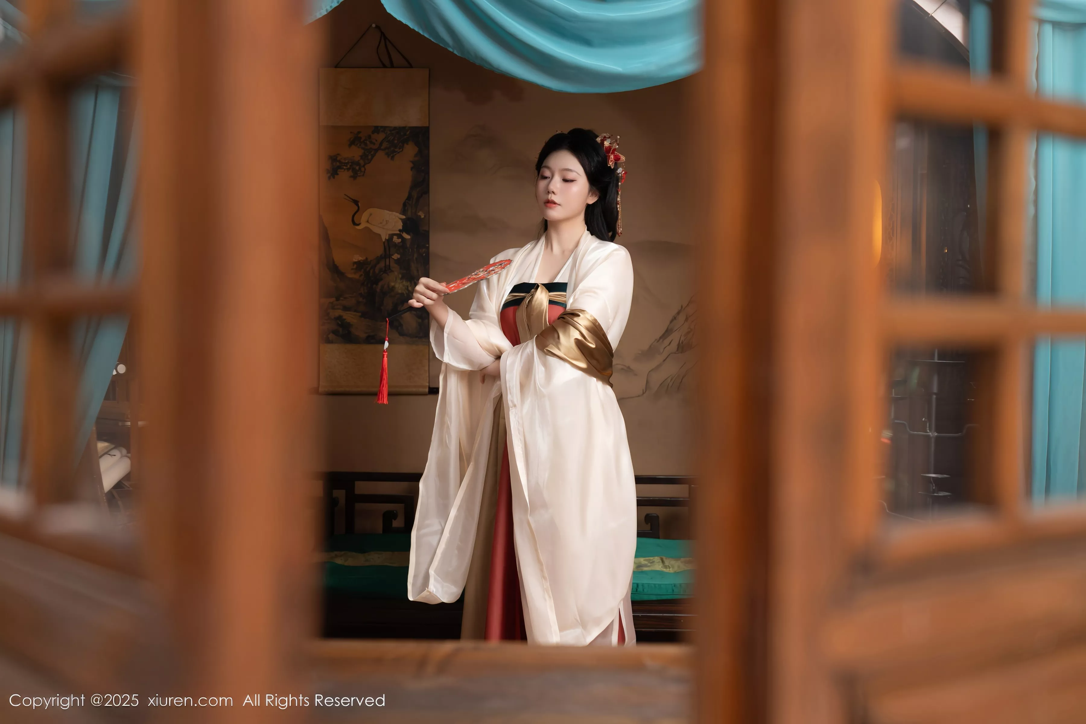   [XiuRen]高清写真图 2025.04.29 No.10223 陆萱萱 性感古装第2张图片