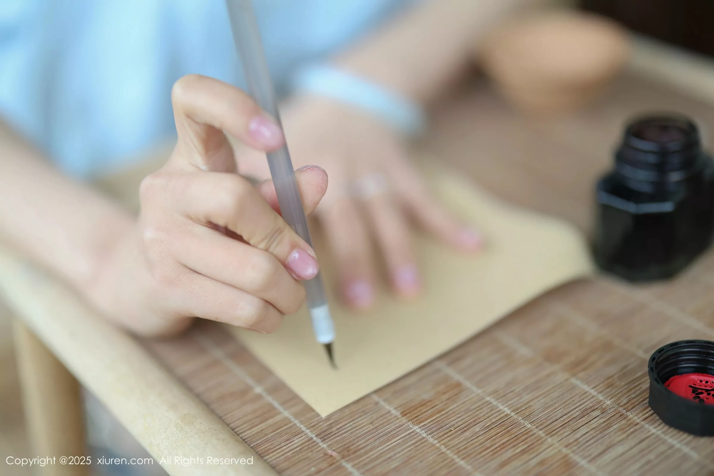   [XiuRen]高清写真图 2025.05.15 No.10278 茂木希子 日式旗袍第9张图片