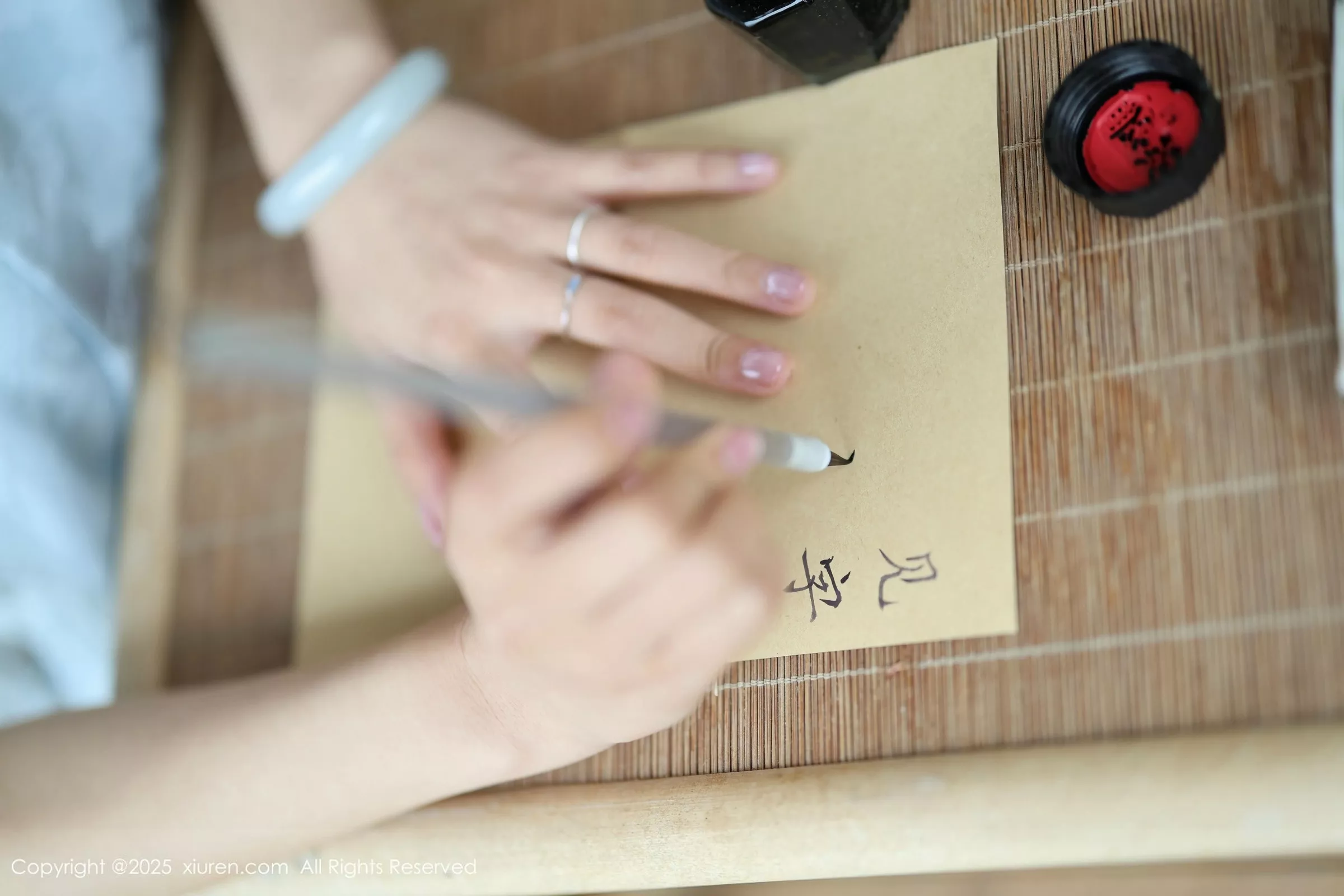   [XiuRen]高清写真图 2025.05.15 No.10278 茂木希子 日式旗袍第10张图片