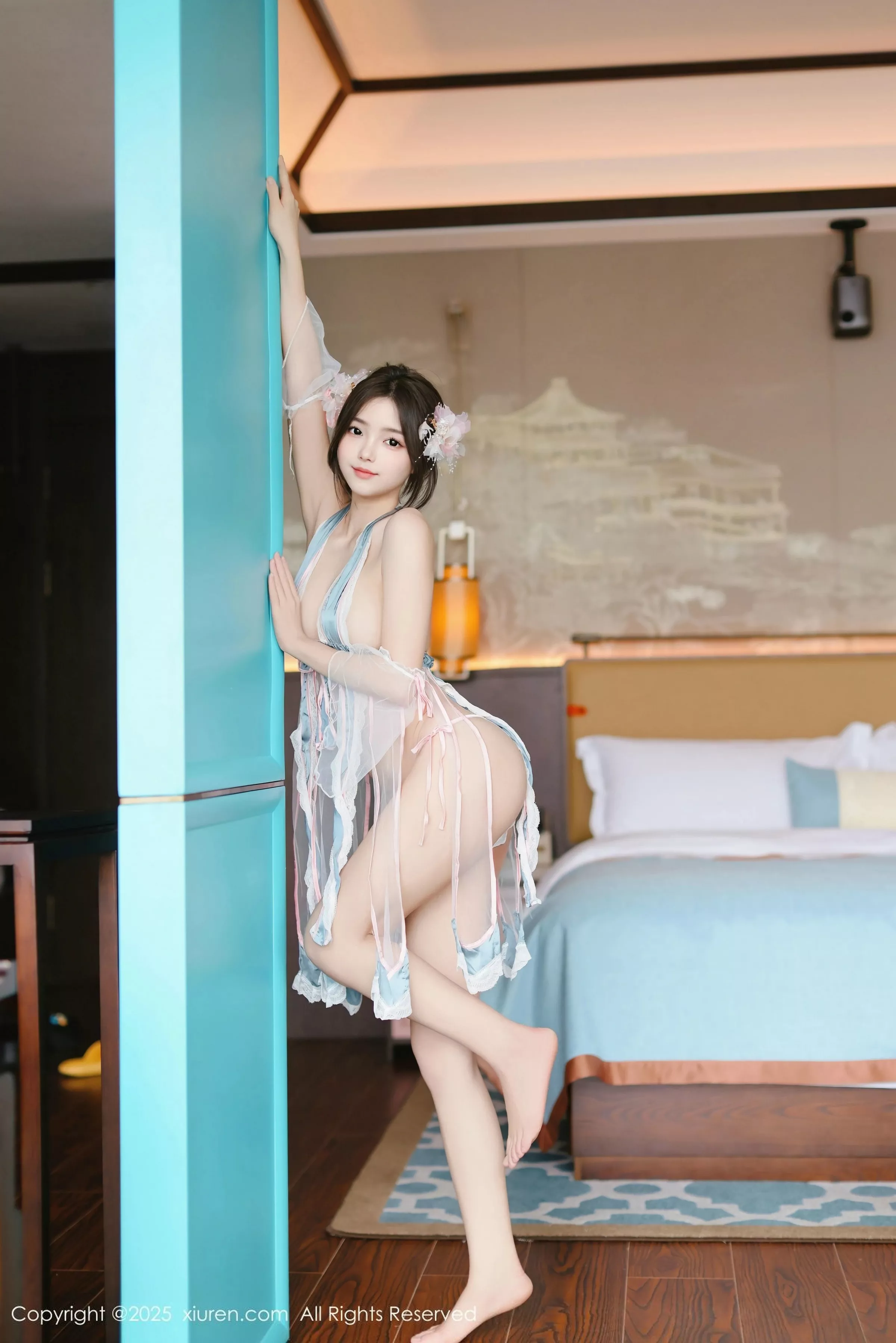   [XiuRen]高清写真图 2025.06.12 No.10401 苏软软 情趣古装第8张图片