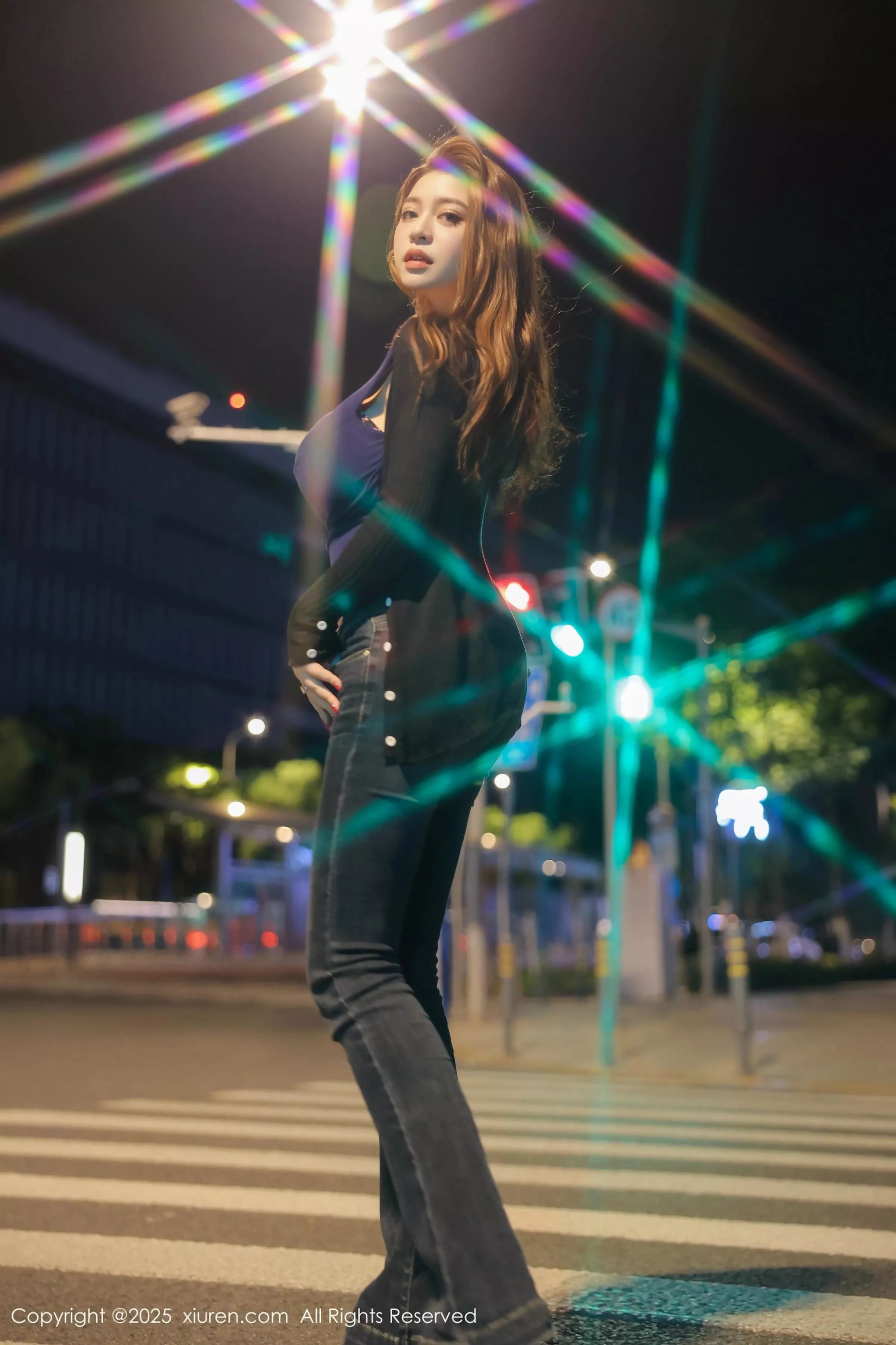   [XiuRen]高清写真图 2025.06.20 No.10437 ＪＯＪＯ 深色内衣第8张图片