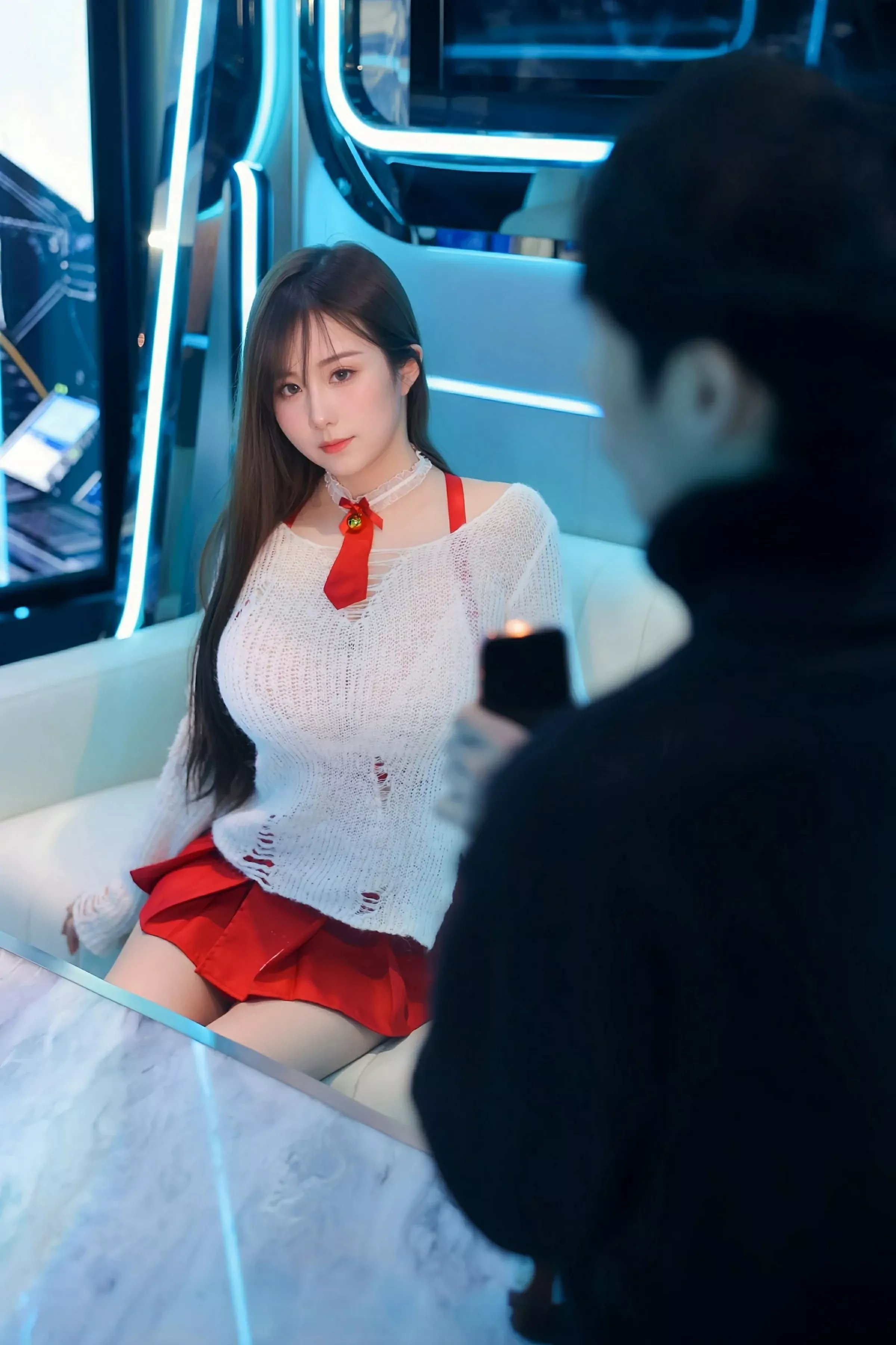   [XiuRen]高清写真图 2025.06.26 No.10470 小肉肉咪 红色短裙第8张图片