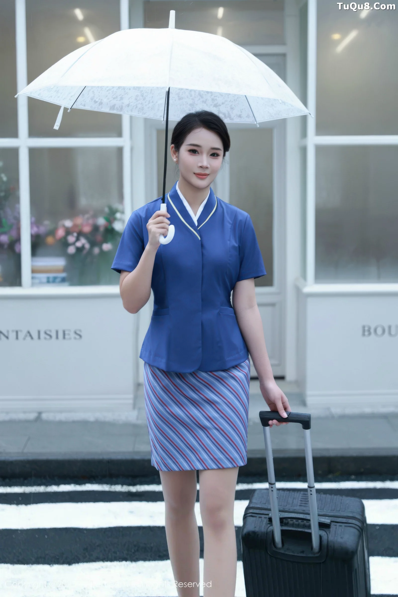   [XiuRen]高清写真图 2025.08.29 No.10708 南乔 空姐制服第5张图片