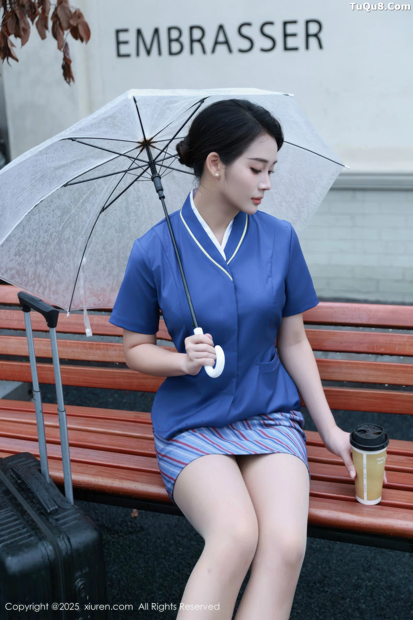   [XiuRen]高清写真图 2025.08.29 No.10708 南乔 空姐制服第7张图片