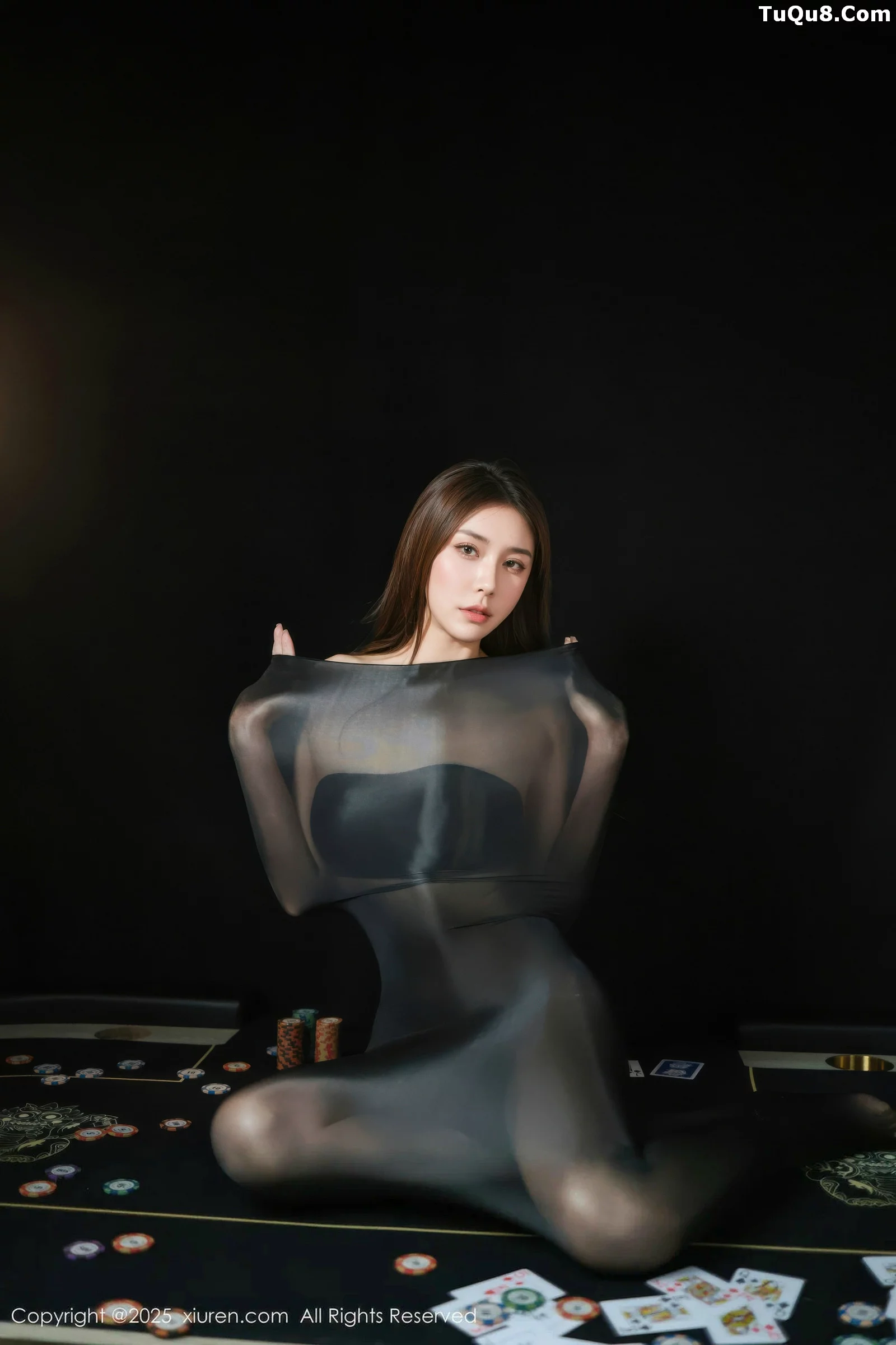 [XiuRen]高清写真图 2025.09.01 No.10713 悦兮 连体黑丝袜-套图网