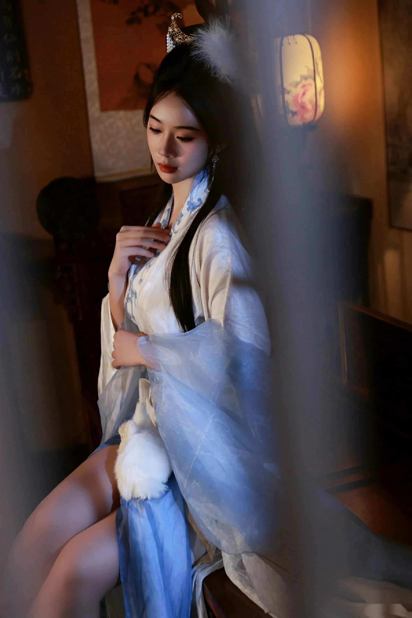   [XiuRen]高清写真图 2025.09.30 No.10835 南乔 中秋主题第8张图片