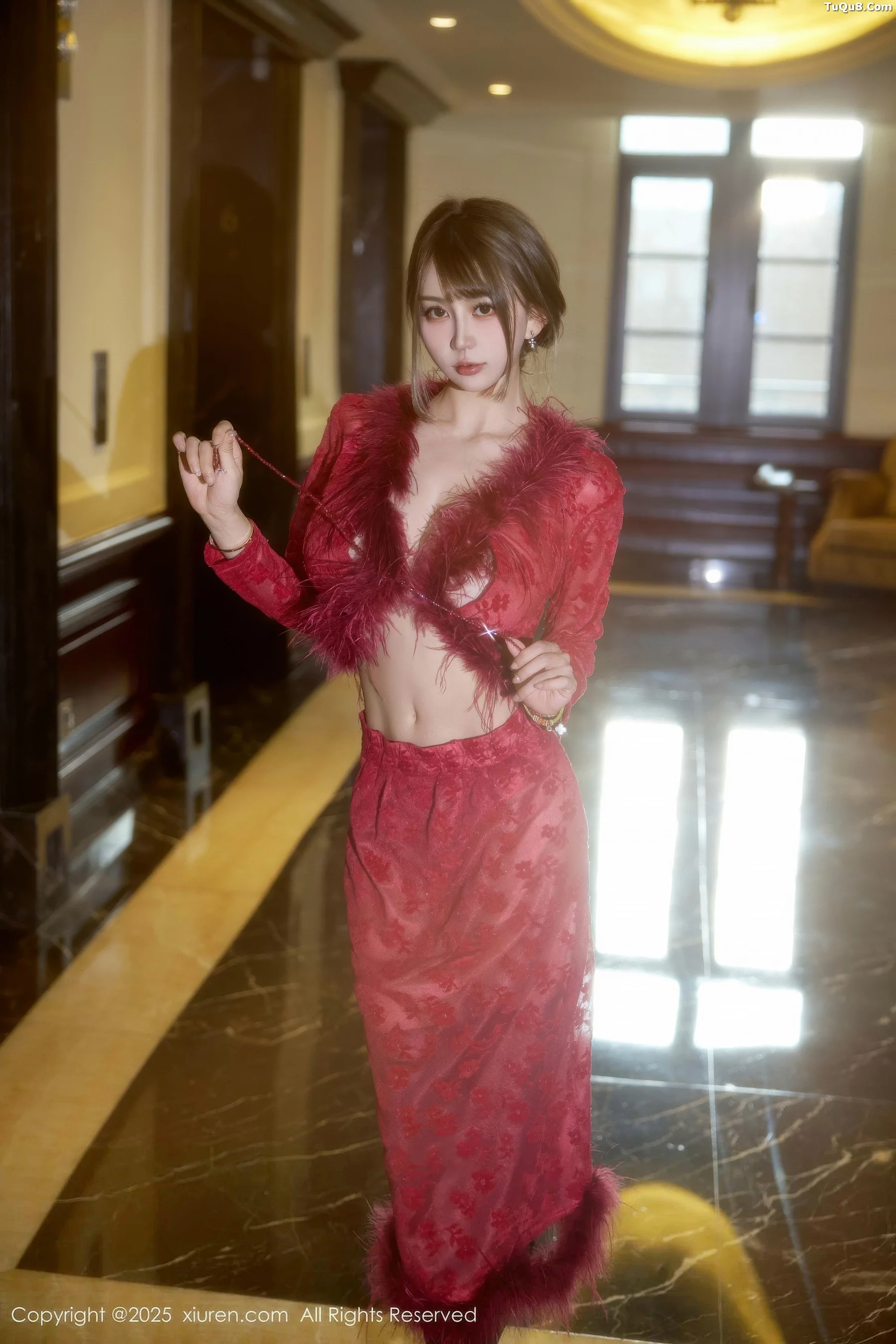   [XiuRen]高清写真图 2025.10.10 No.10848 Zoe柚柚 复古服饰第6张图片