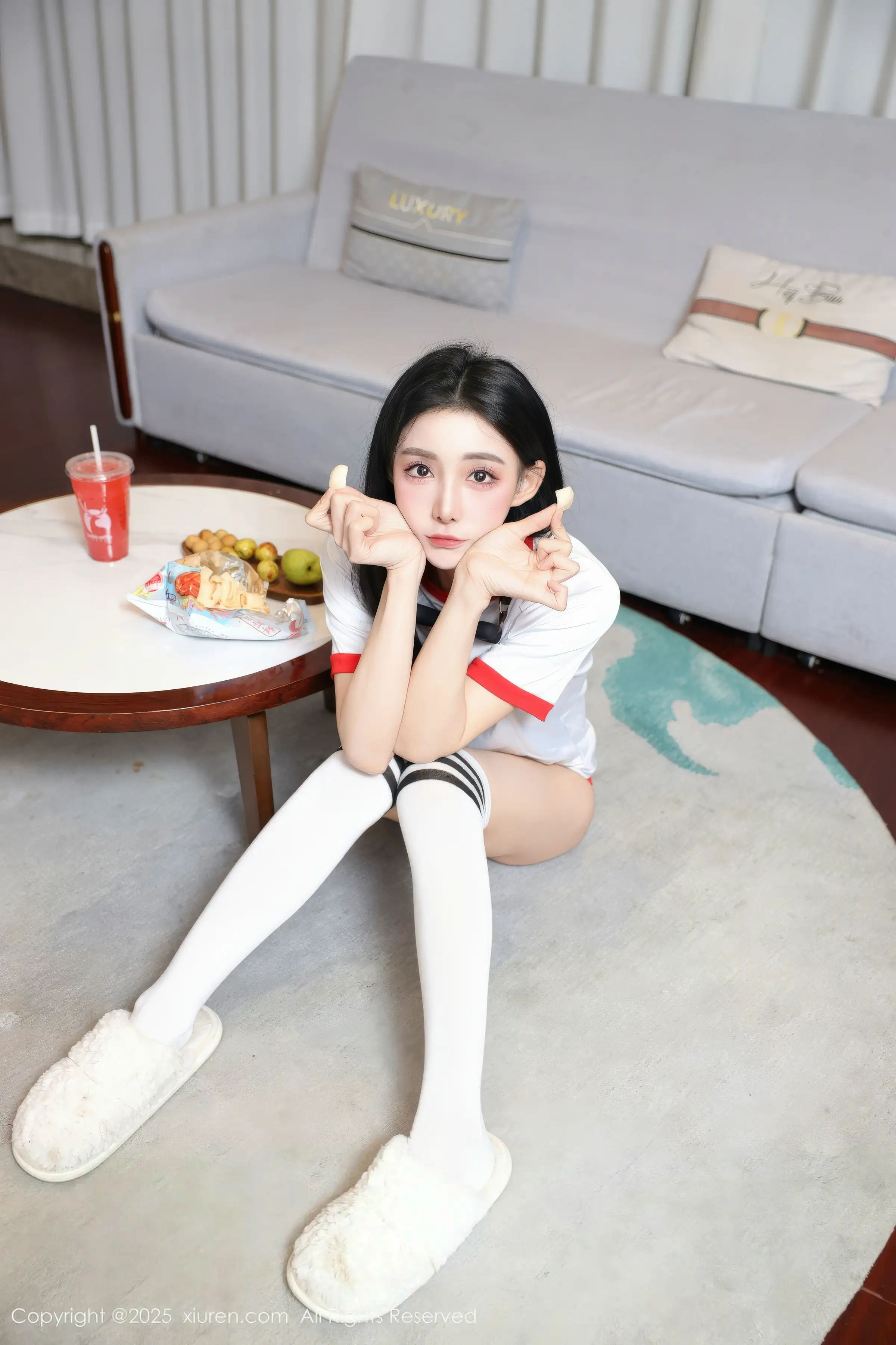   [XiuRen]高清写真图 2025.12.16 No.11110 许微微呀 情趣捆绑第7张图片