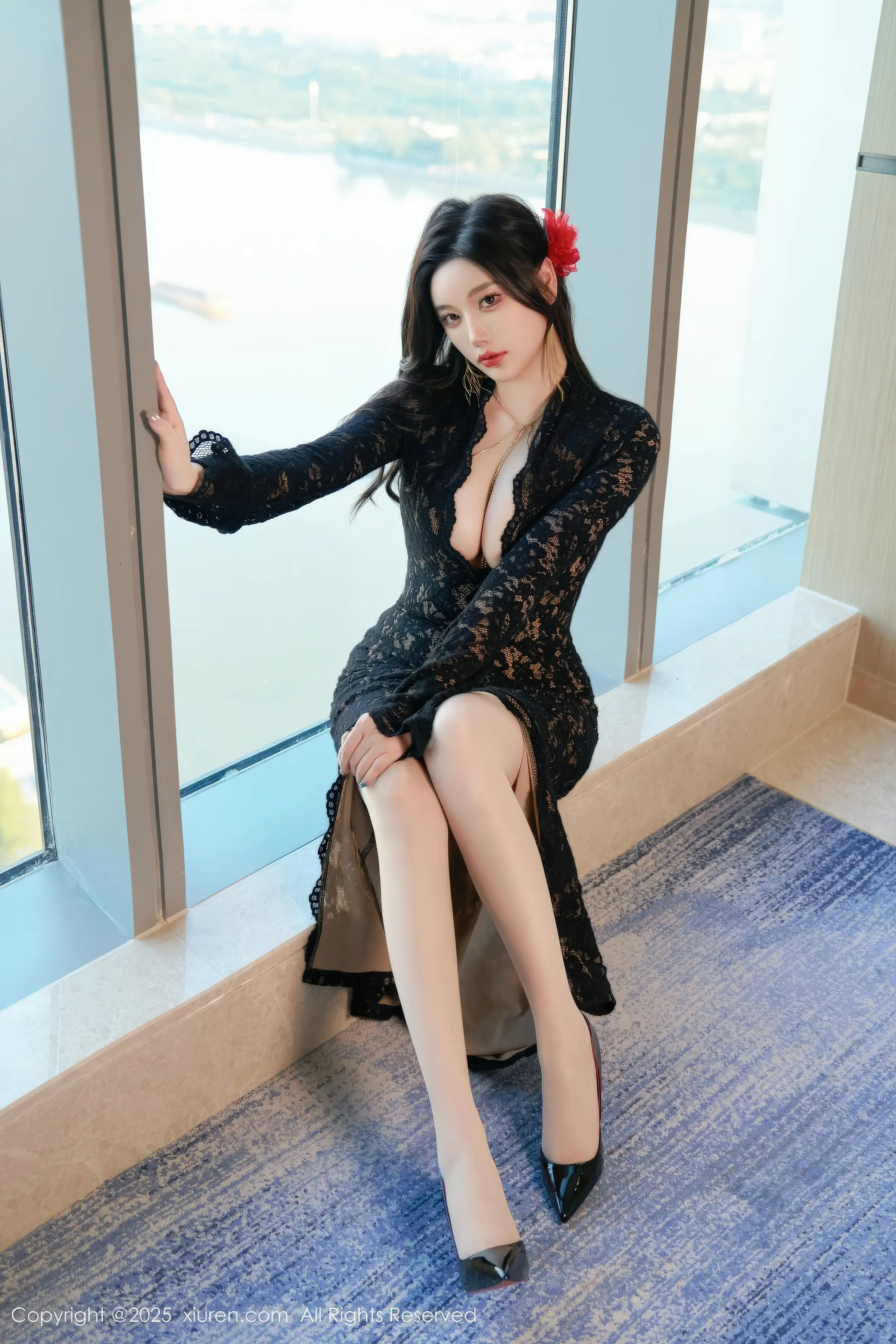 [XiuRen]高清写真图 2025.12.17 No.11122 CHENCHEN. 情趣轻透服饰-套图网