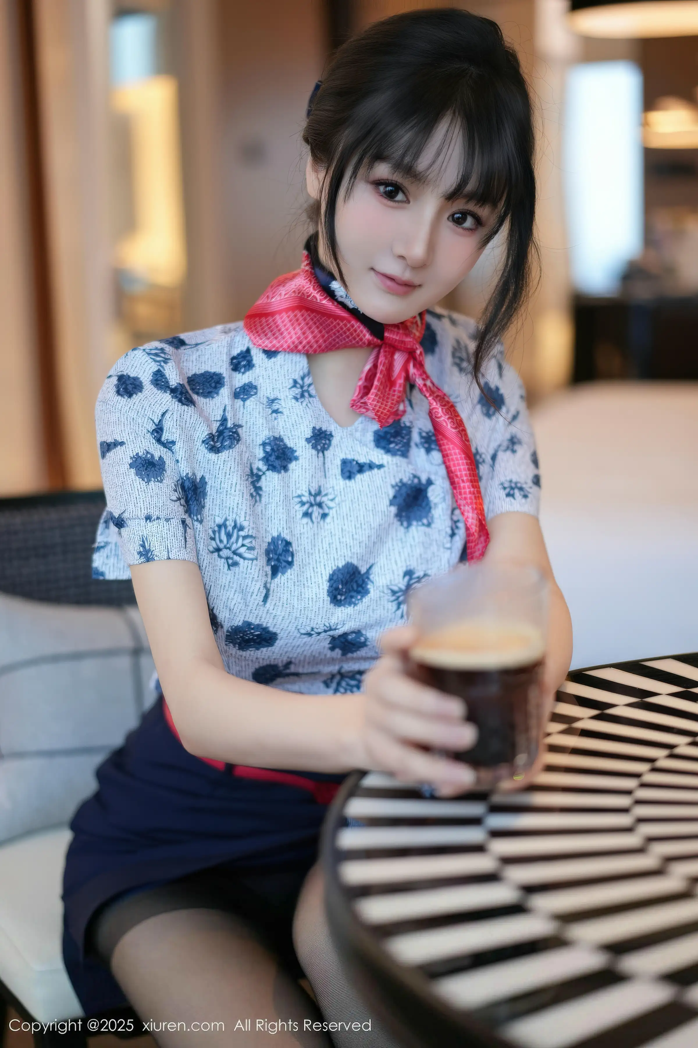  [XiuRen]高清写真图 2025.12.16 No.11115 沈南汐RuRu 空姐制服第9张图片