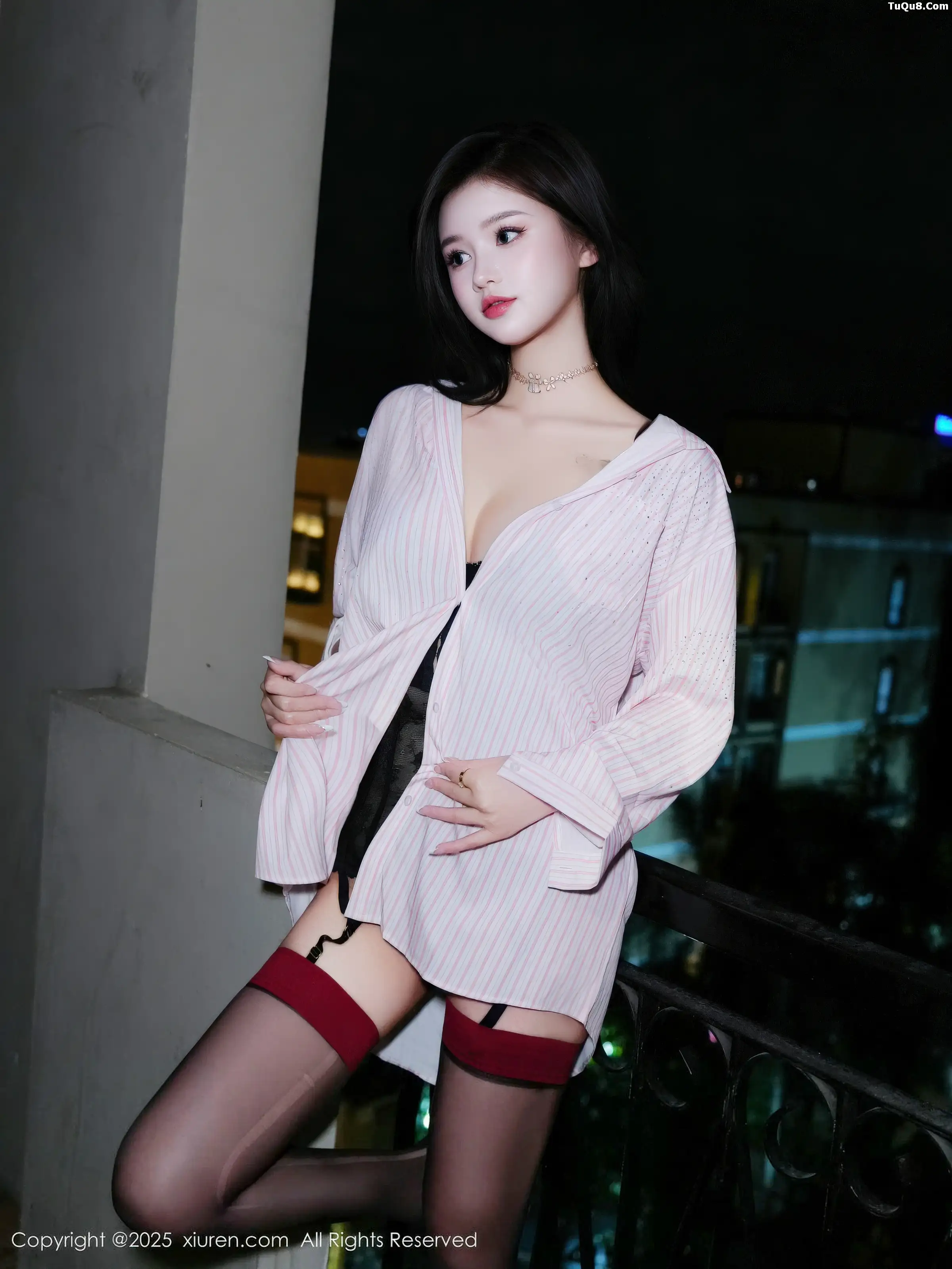   [XiuRen]高清写真图 2025.12.23 No.11139 特蕾莎 情趣内衣第4张图片