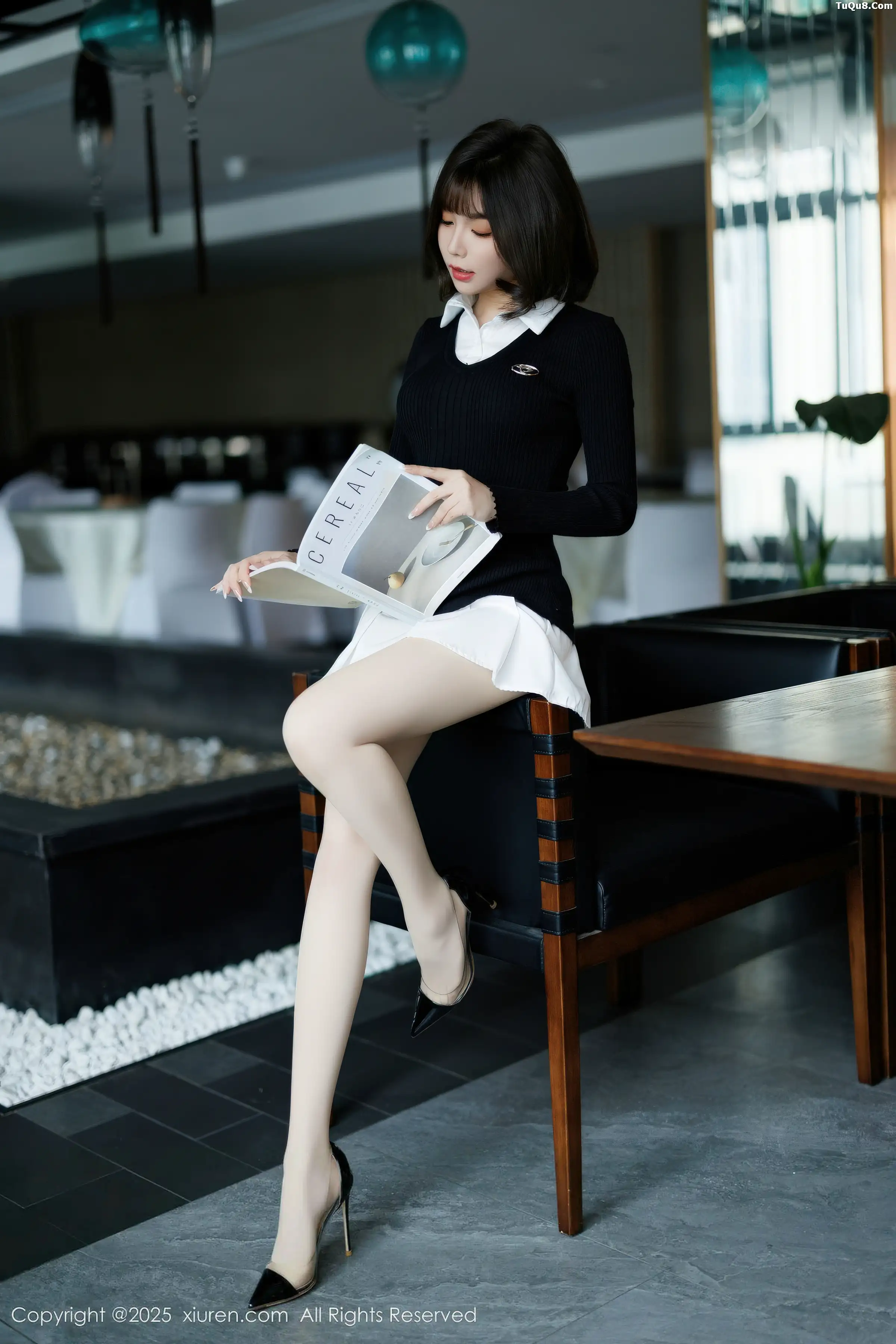 [XiuRen]高清写真图 2025.12.23 No.11138 莉芝荔枝 圣诞主题-套图网