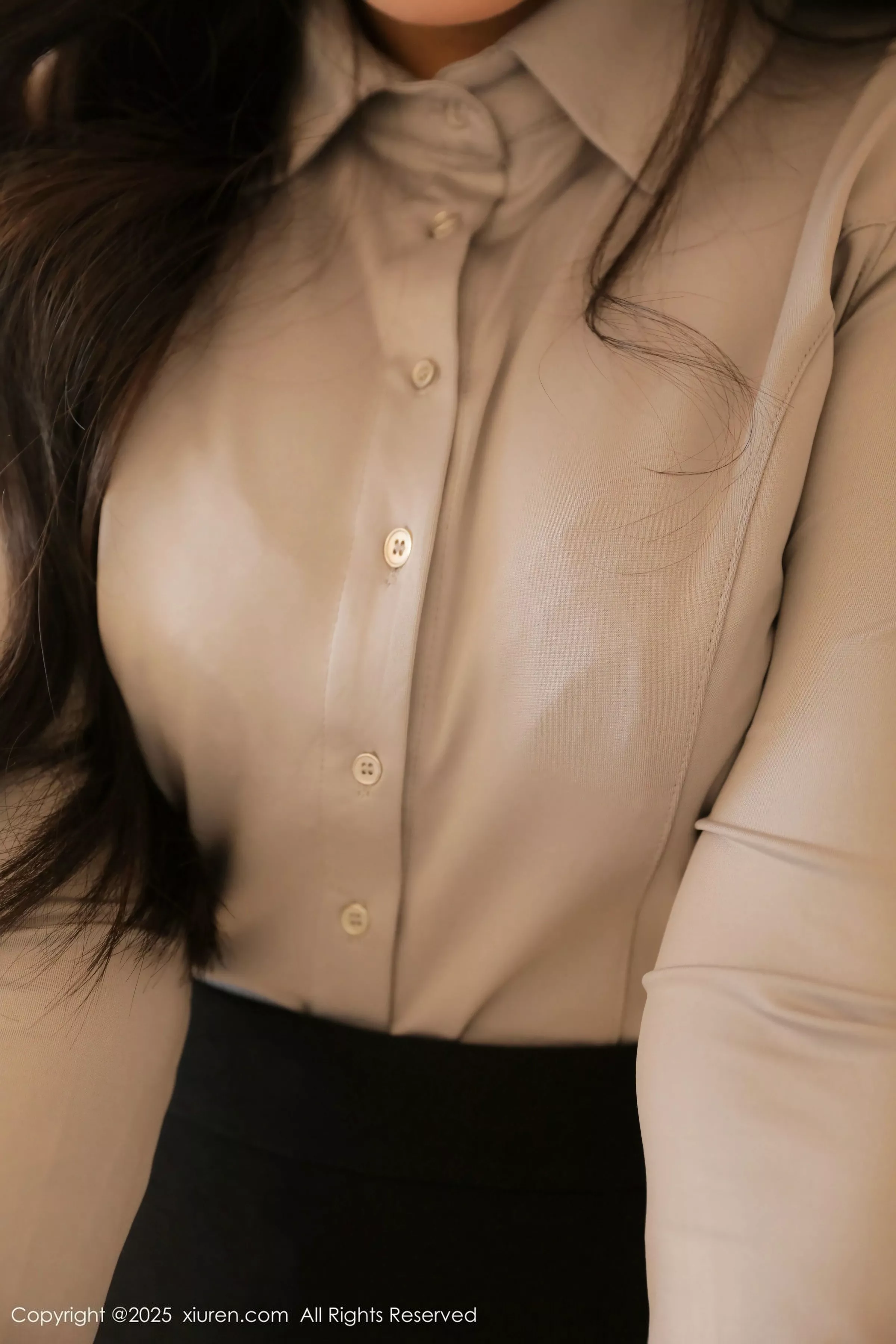 希雅  [XiuRen]高清写真图 2025.05.07 No.10243 希雅sia 马来西亚旅拍第4张图片