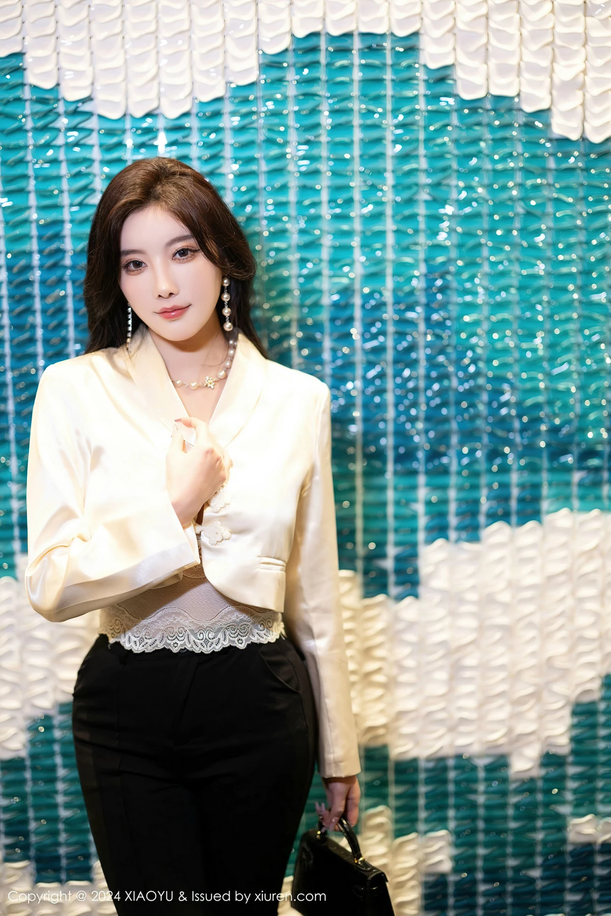 杨晨晨 sugar小甜心CC [XIAOYU]高清写真图 2024.04.12 VOL.1233 杨晨晨Yome 黑丝美腿第8张图片