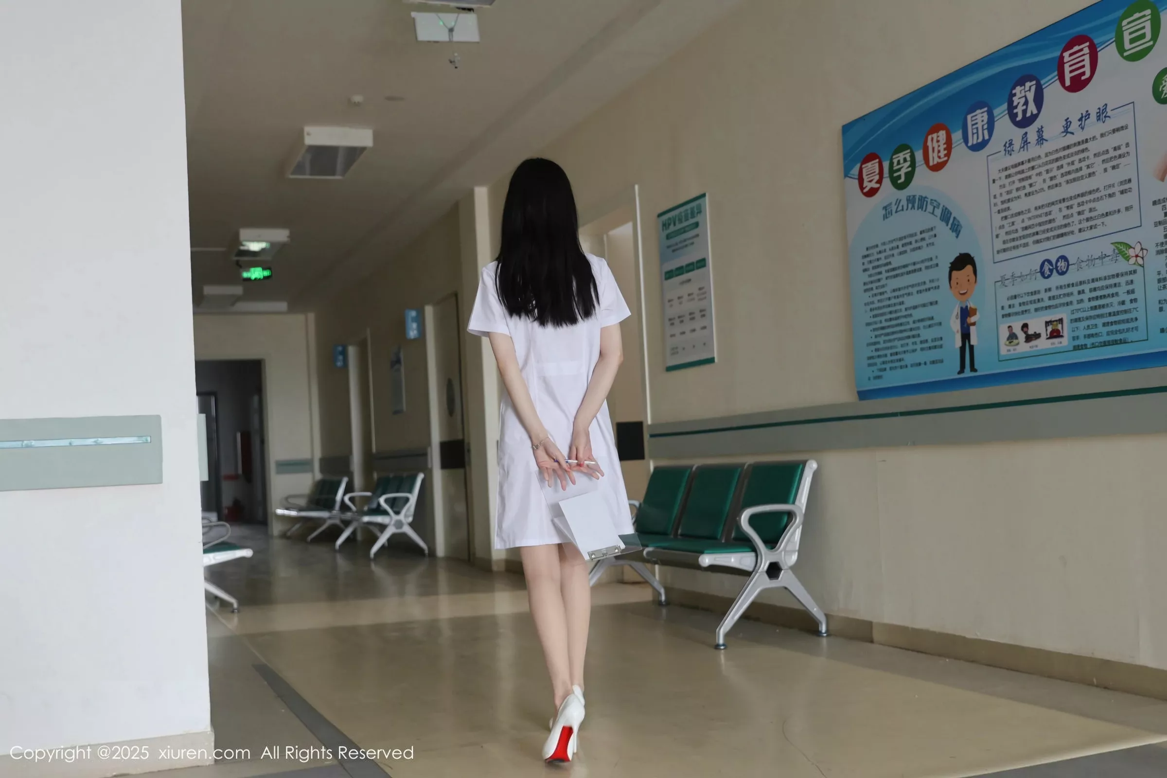 [XiuRen]高清写真图 2025.05.09 No.10256 布丁wow 白色制服-套图网