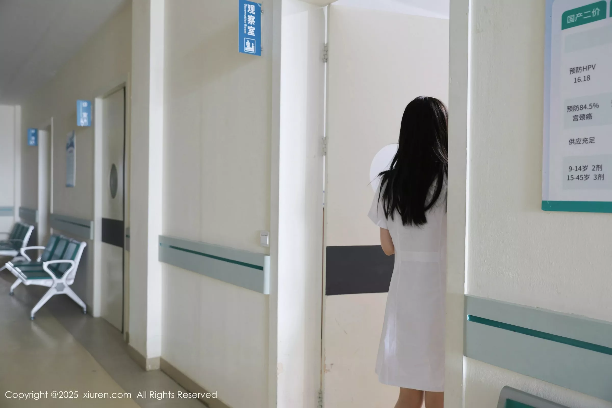 Carina Lee Carina布丁 [XiuRen]高清写真图 2025.05.09 No.10256 布丁wow 白色制服第3张图片