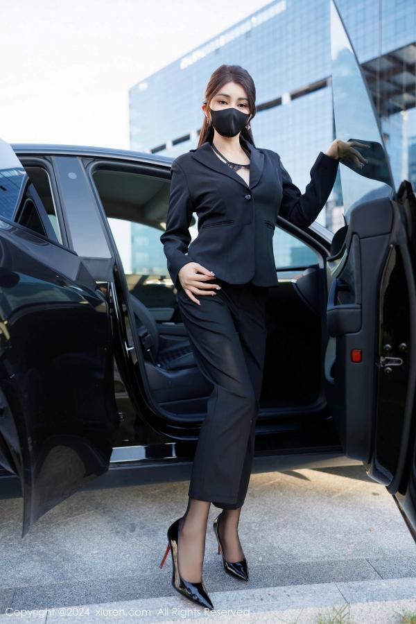 [XiuRen]高清写真图 2024.11.06 No.9405 凯竹Quinn 黑丝美腿-套图网