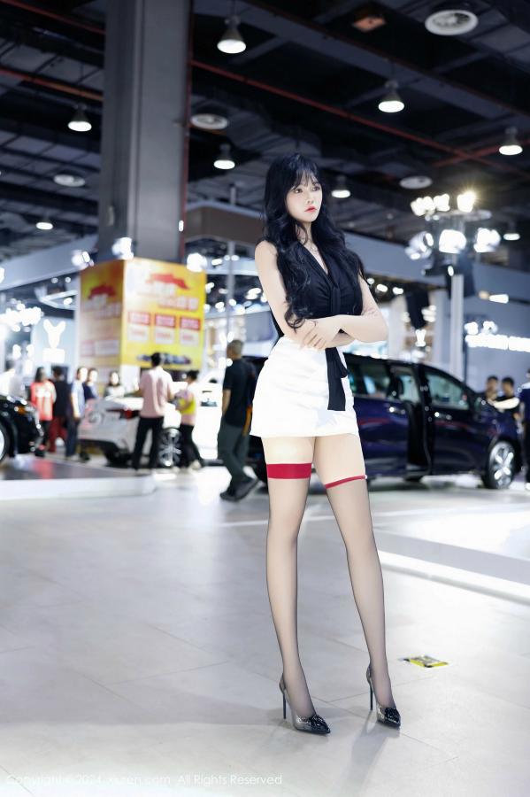 [XiuRen]高清写真图 2024.12.10 No.9575 娜比 黑丝美腿-套图网