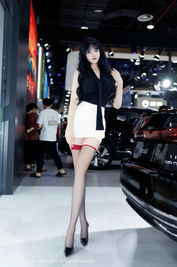 小娜比  [XiuRen]高清写真图 2024.12.10 No.9575 娜比 黑丝美腿第9张图片