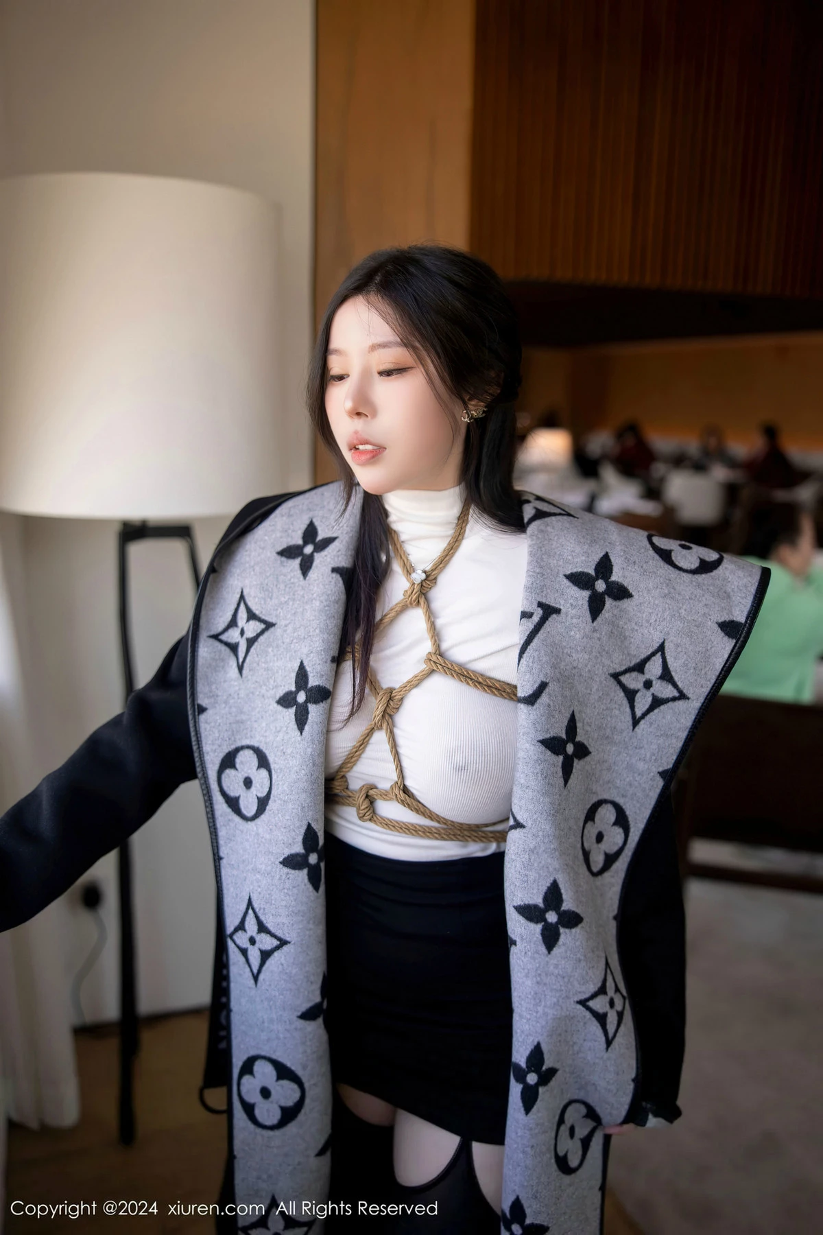 [XiuRen]高清写真图 2024.04.15 No.8390 白茹雪 黑丝性感-套图网