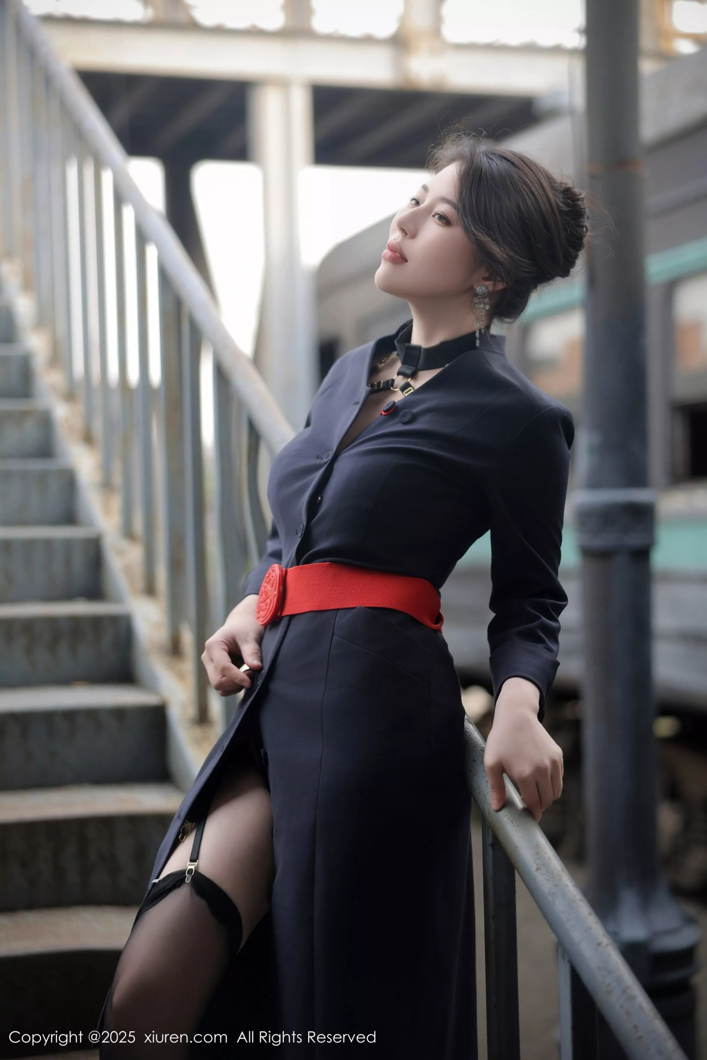 白茹雪  [XiuRen]高清写真图 2025.04.15 No.10155 白茹雪abby 空姐制服第6张图片