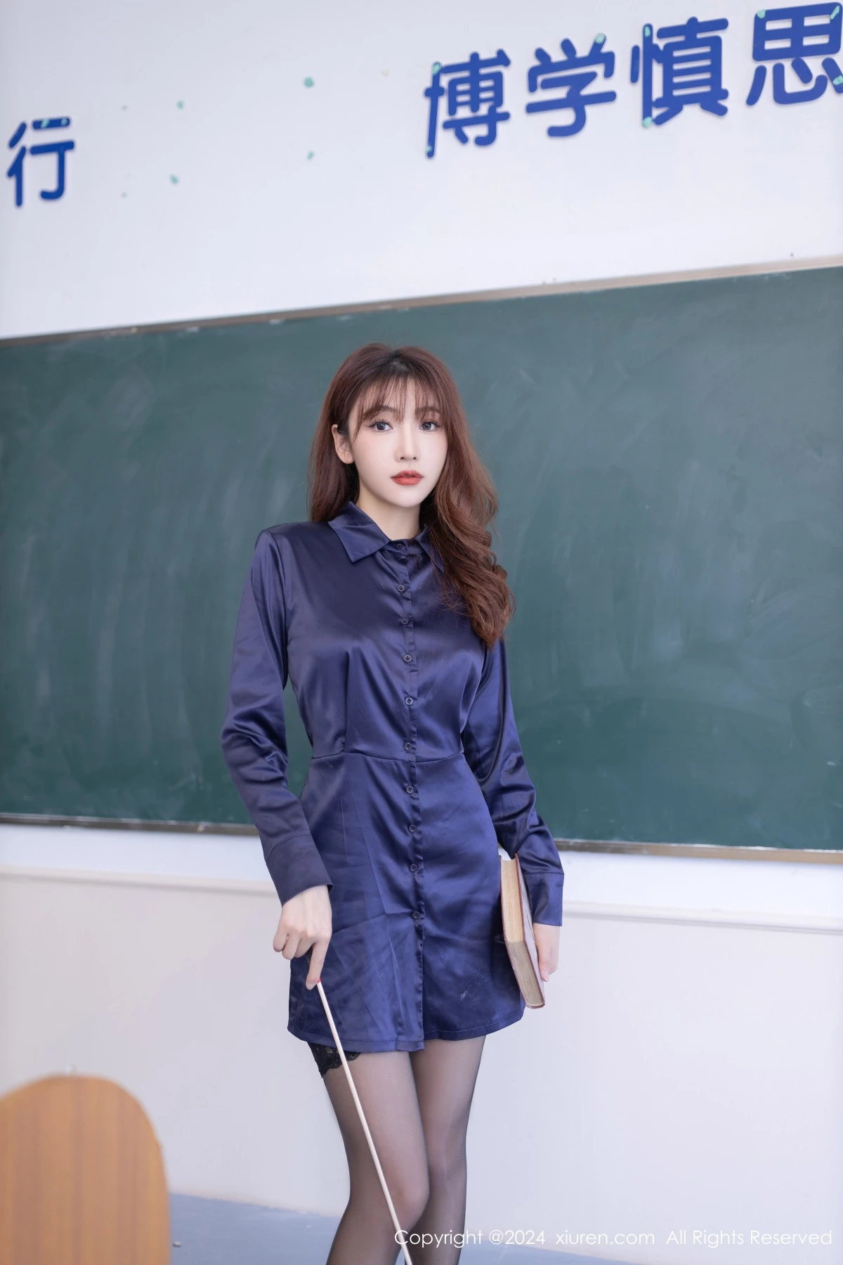 陆萱萱  [XiuRen]高清写真图 2024.03.28 No.8309 陆萱萱 黑丝美腿第5张图片