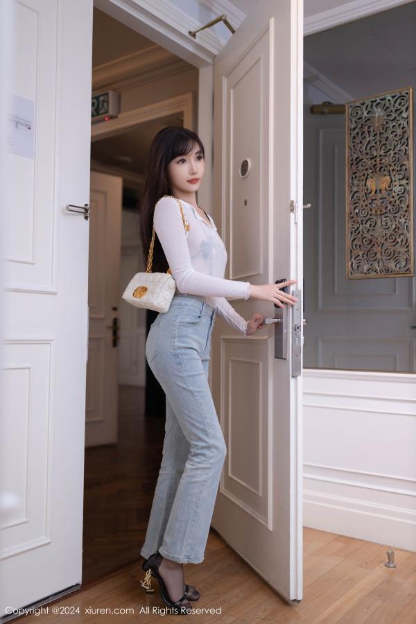 [XiuRen]高清写真图 2024.09.05 No.9118 陆萱萱 美腿黑丝-套图网