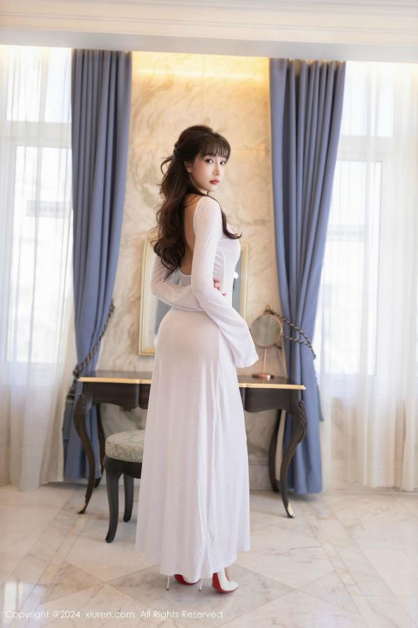 [XiuRen]高清写真图 2024.11.28 No.9521 陆萱萱 丝袜美腿-套图网