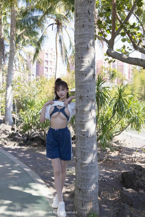 [XiuRen]高清写真图 2025.03.06 No.9979 陆萱萱 丝袜美腿-秀人网