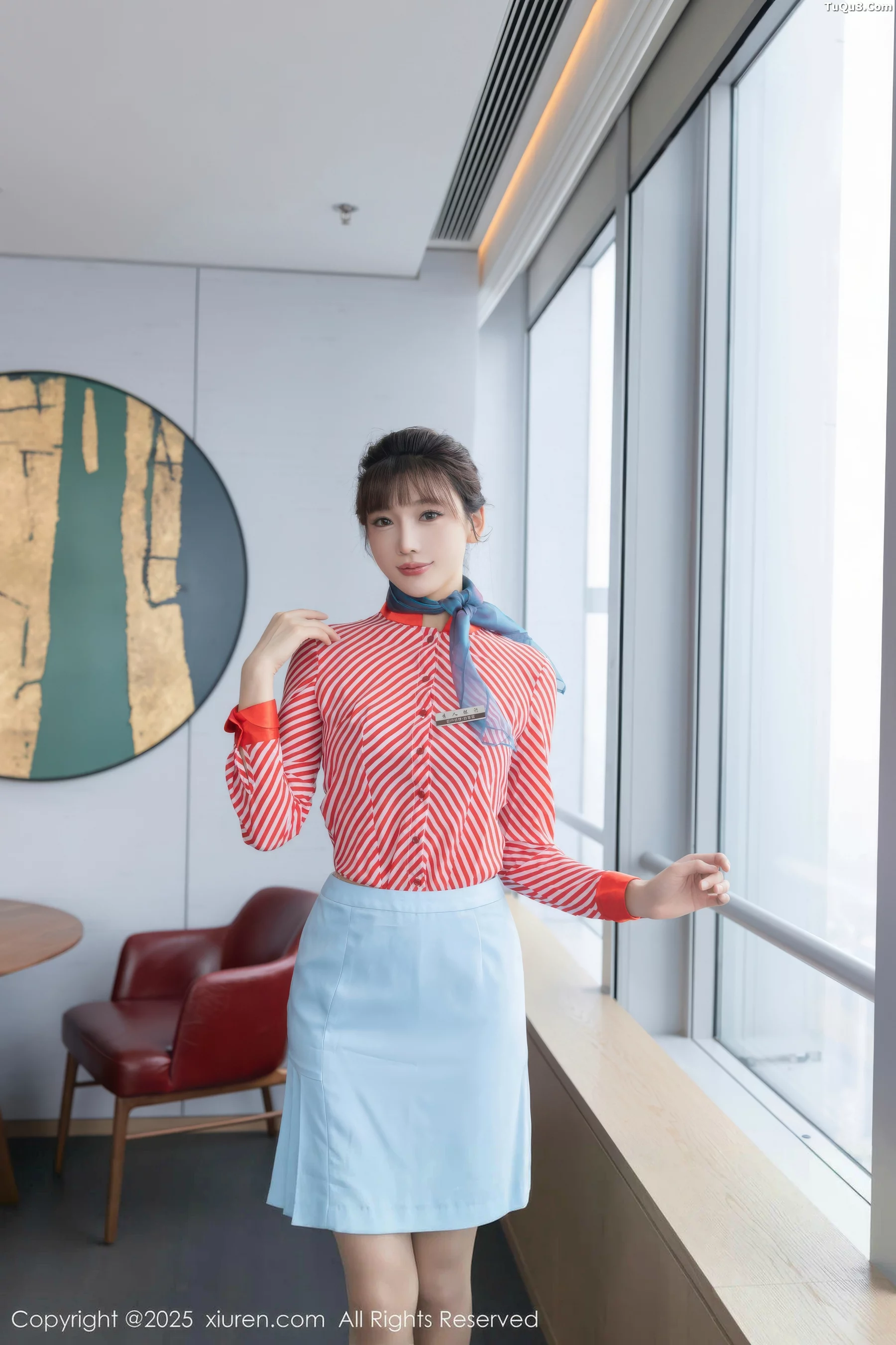 [XiuRen]高清写真图 2025.10.30 No.10932 陆萱萱 性感制服-套图网