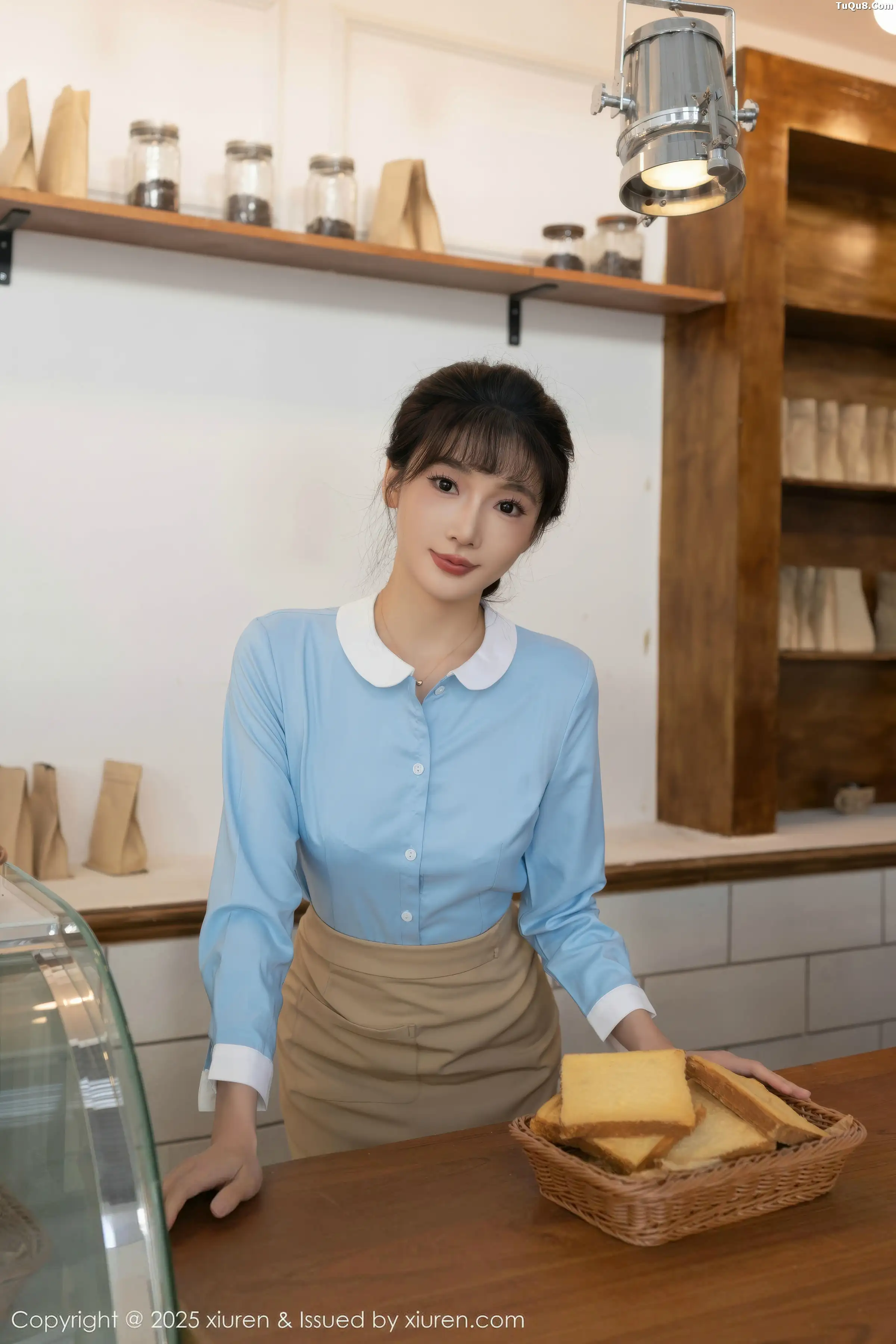 陆萱萱  [XiuRen]高清写真图 2025.12.25 No.11159 陆萱萱 蕾丝内衣第2张图片