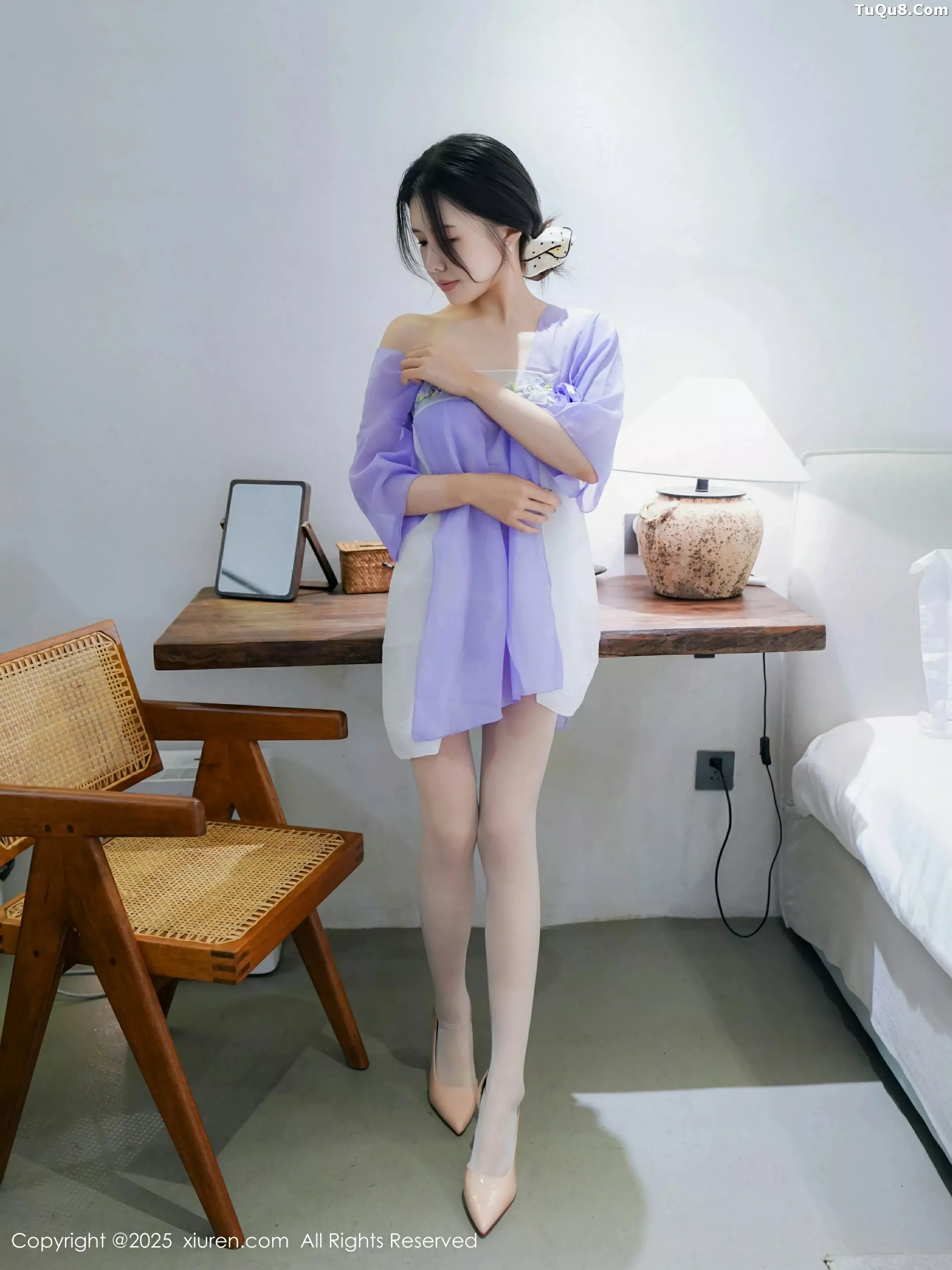 袁圆  [XiuRen]高清写真图 2025.06.06 No.10376 袁圆 姿色汉服第6张图片