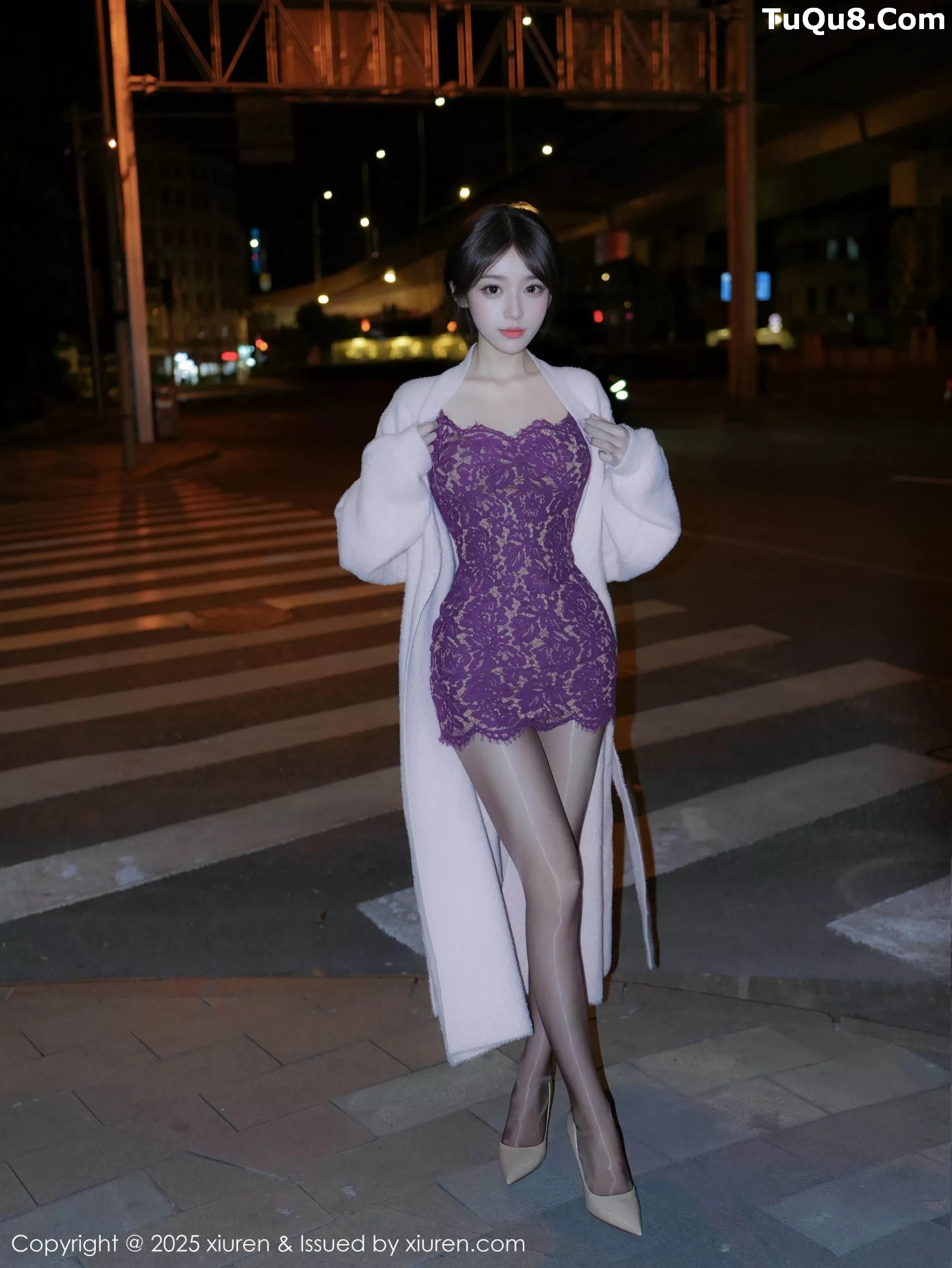 汁汁  [XiuRen]高清写真图 2025.05.27 No.10332 汁汁 紫色吊带第5张图片