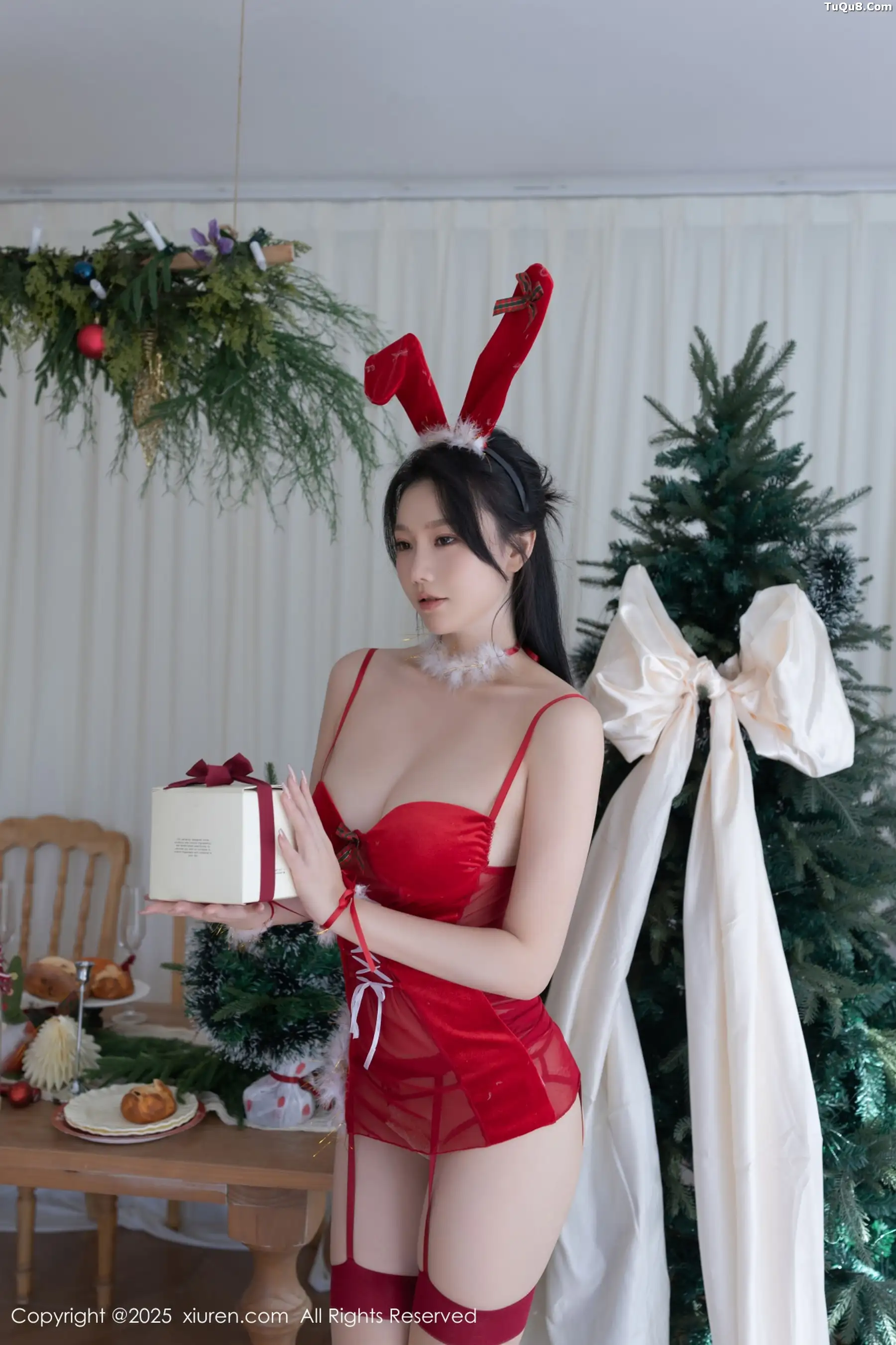 安然Maleah  [XiuRen]高清写真图 2025.12.23 No.11143 安然anran 情趣内衣第5张图片