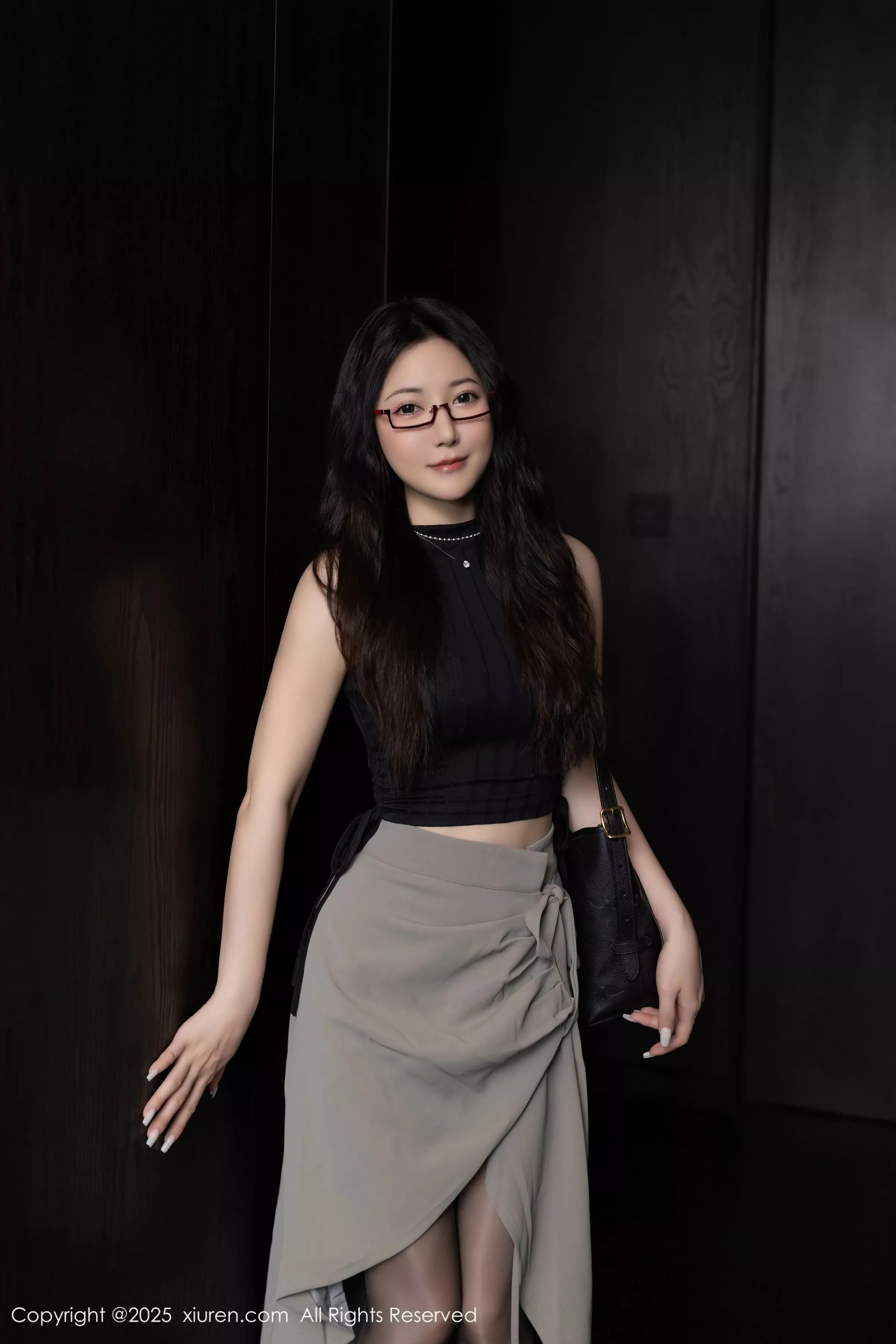 [XiuRen]高清写真图 2025.04.30 No.10231 鱼子酱Fish 印尼旅拍-秀人网